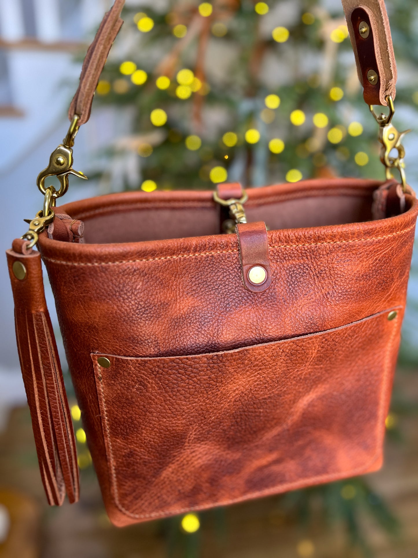 Bennett “shorty” Bucket in Horween English Tan Derby-Special Edition