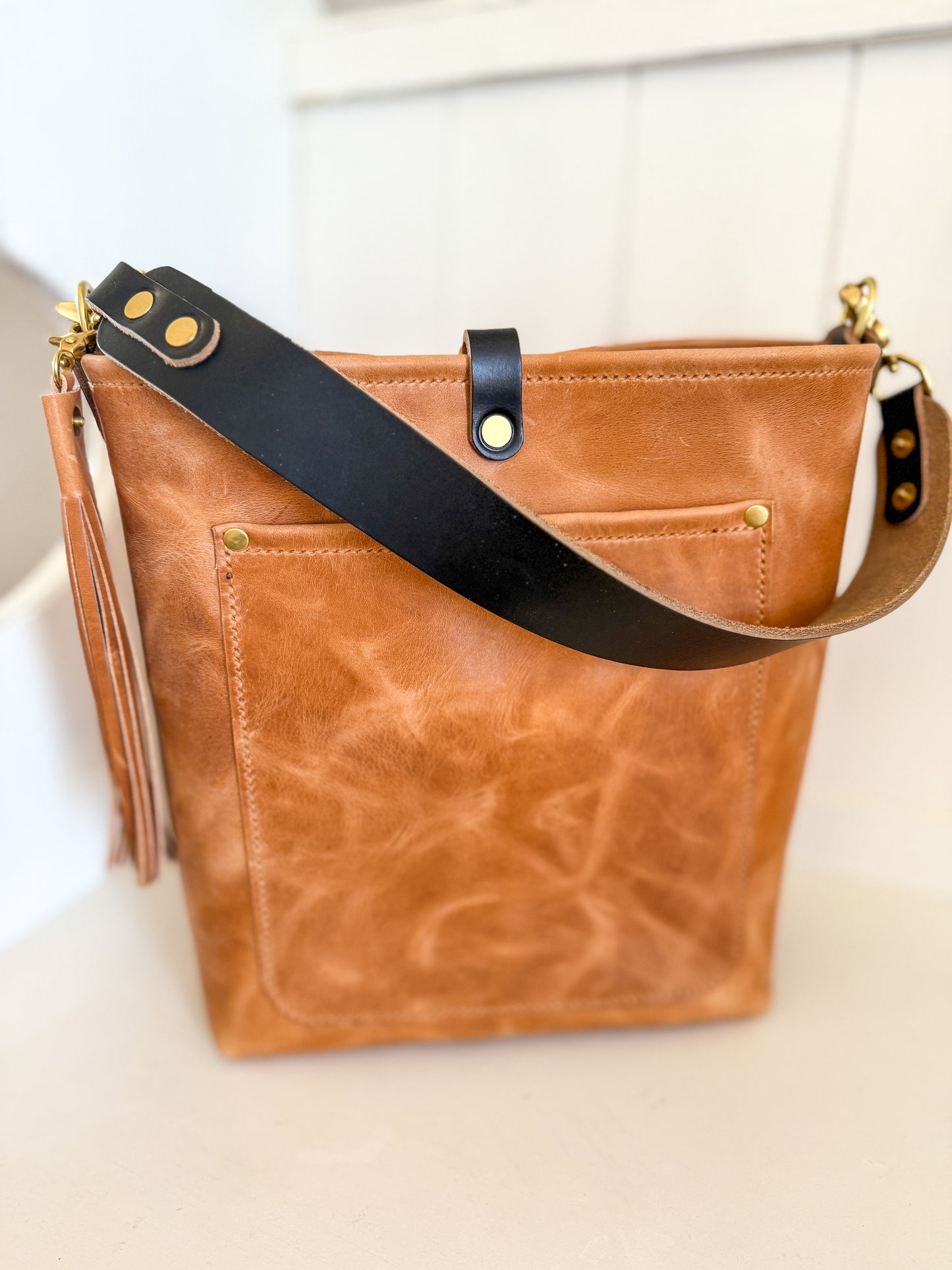 Bennett Bucket in Light Natural Derby Horween