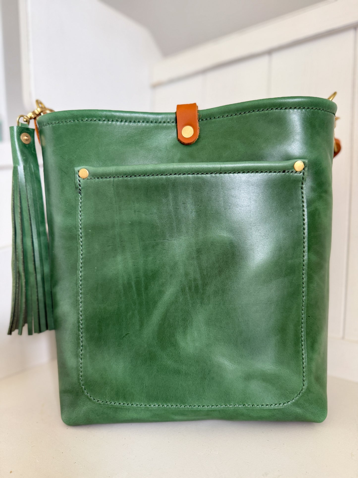Bennett Bucket in Shamrock Green Full Grain Leather