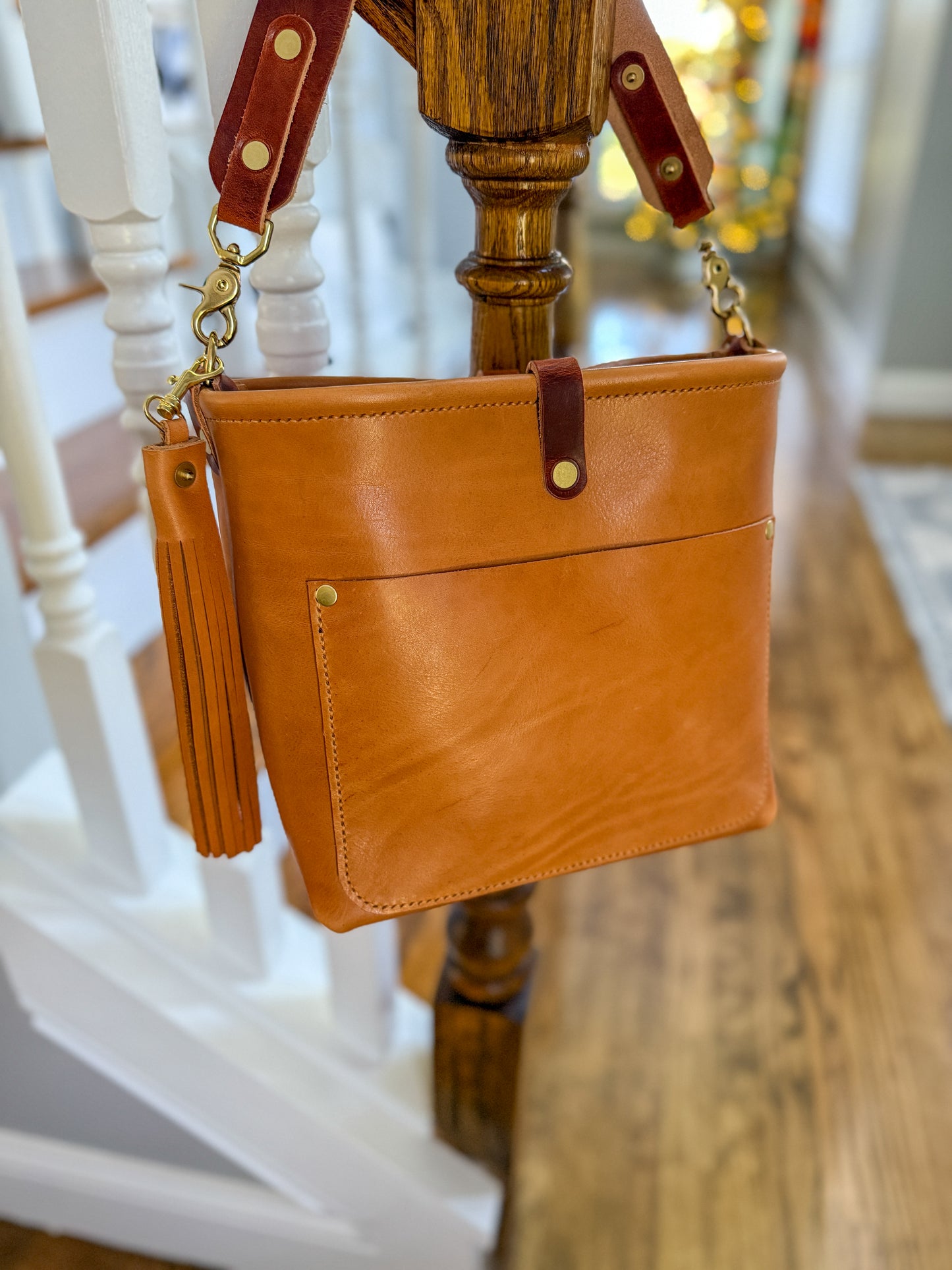 Bennett “shorty” Bucket in Premium Saddle