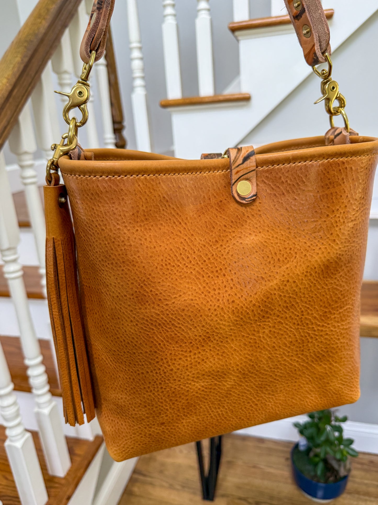Hobo Bucket in Italian Honey Saffron Vegetable Tan w/Candy Strap