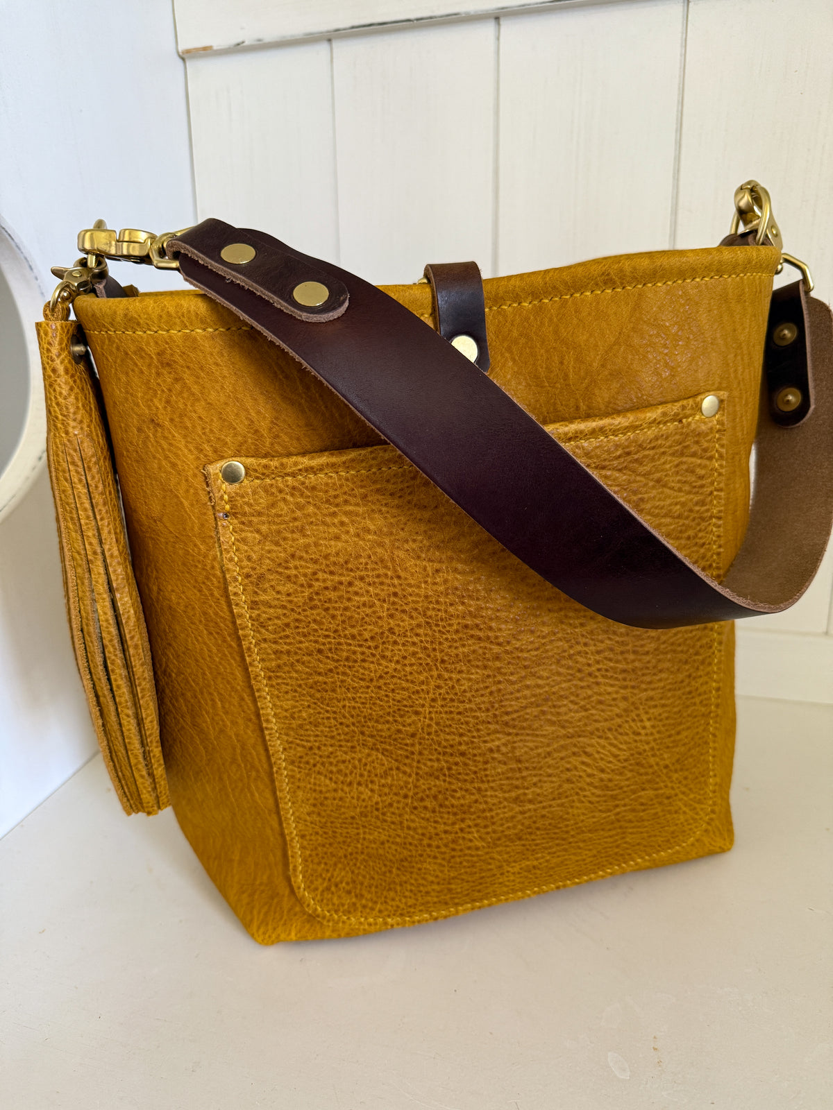 Bennett Bucket in Goldenrod Full Grain Bison