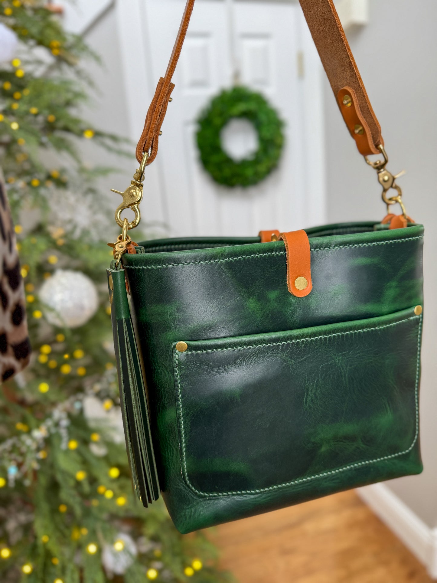 Bennett “shorty” Bucket in Emerald Horween Puttman Leather