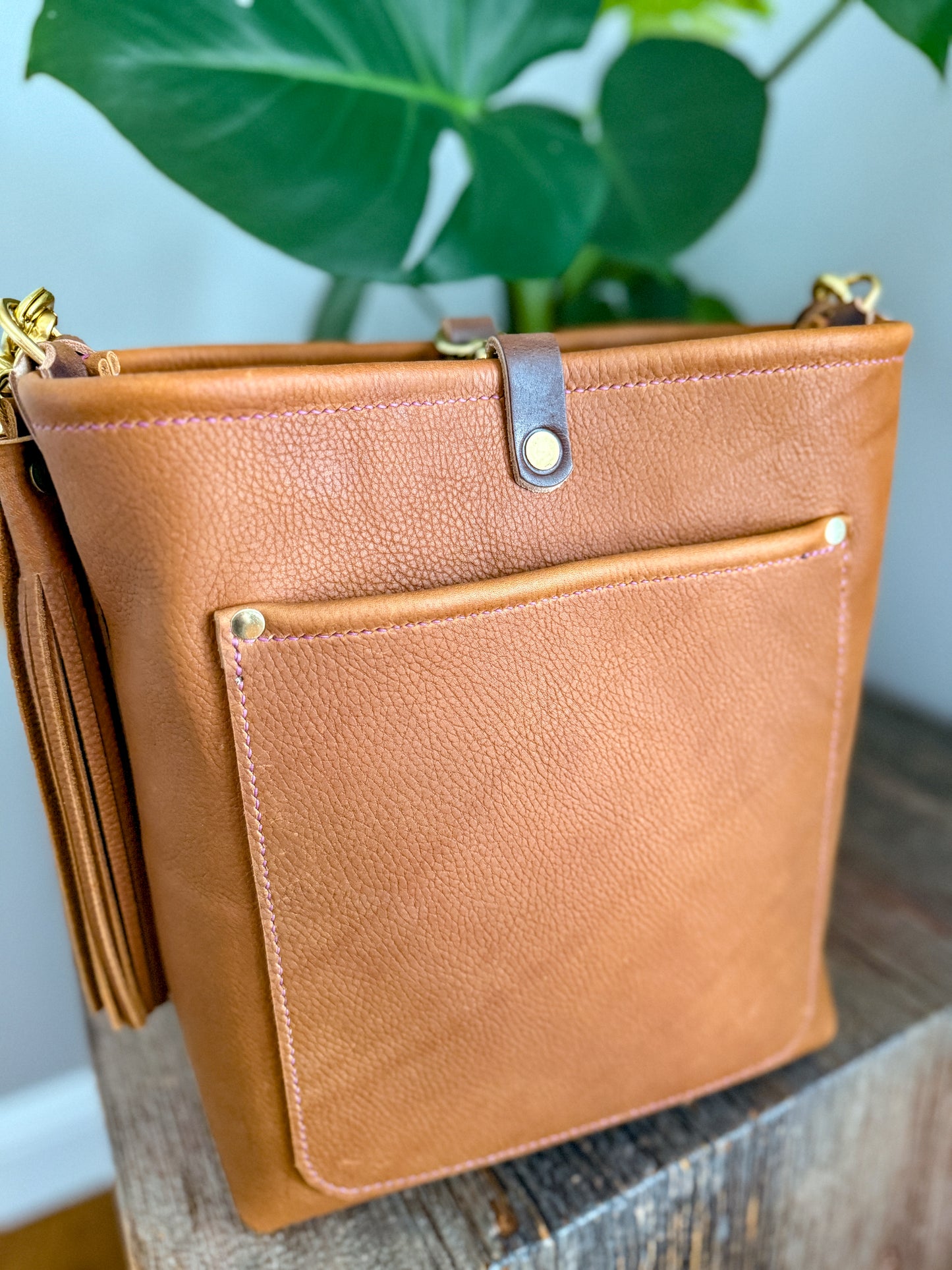 Bennett Bucket in Coffee Kodiak