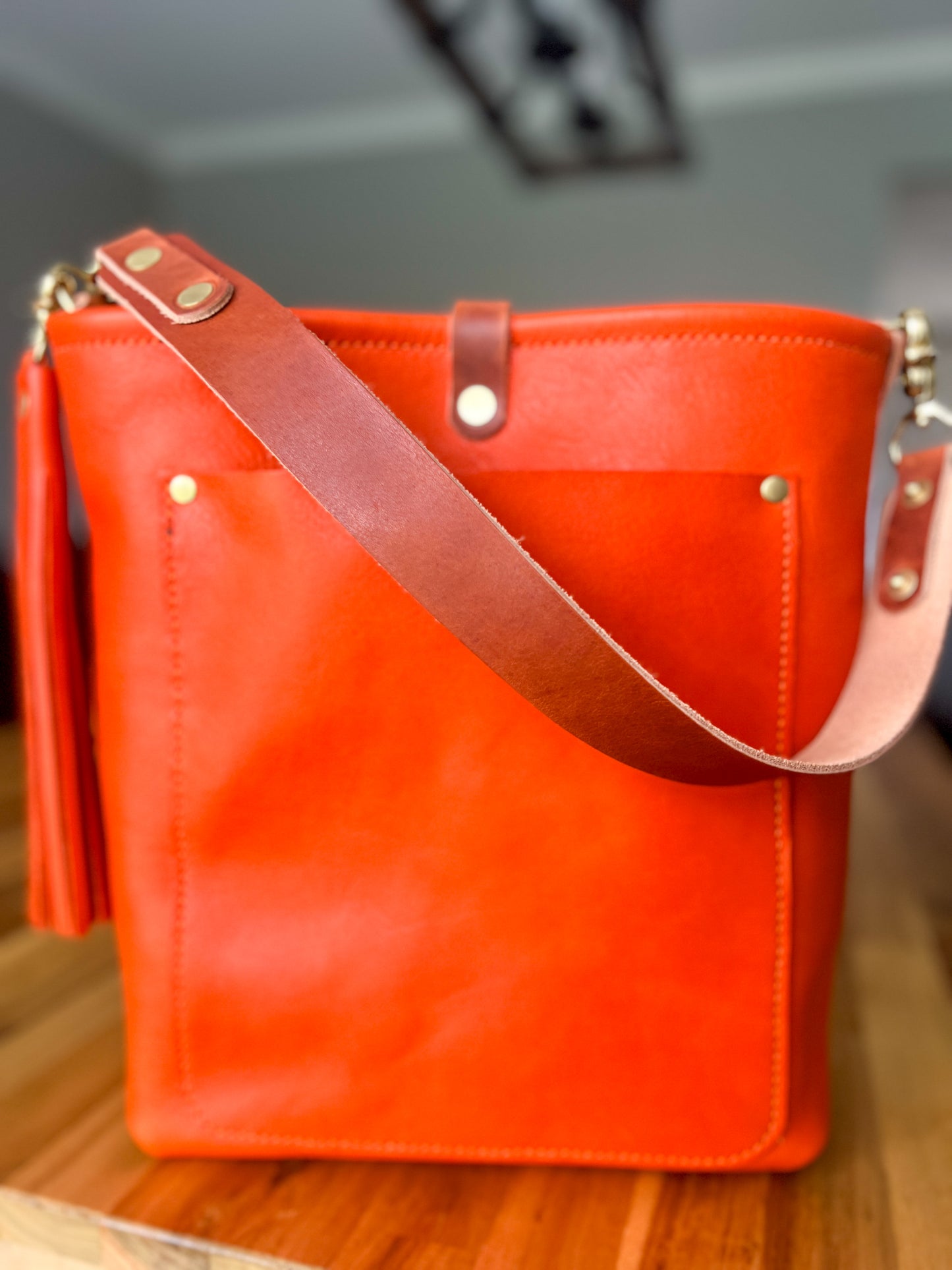 Bennett Bucket in Mandarin Vachetta