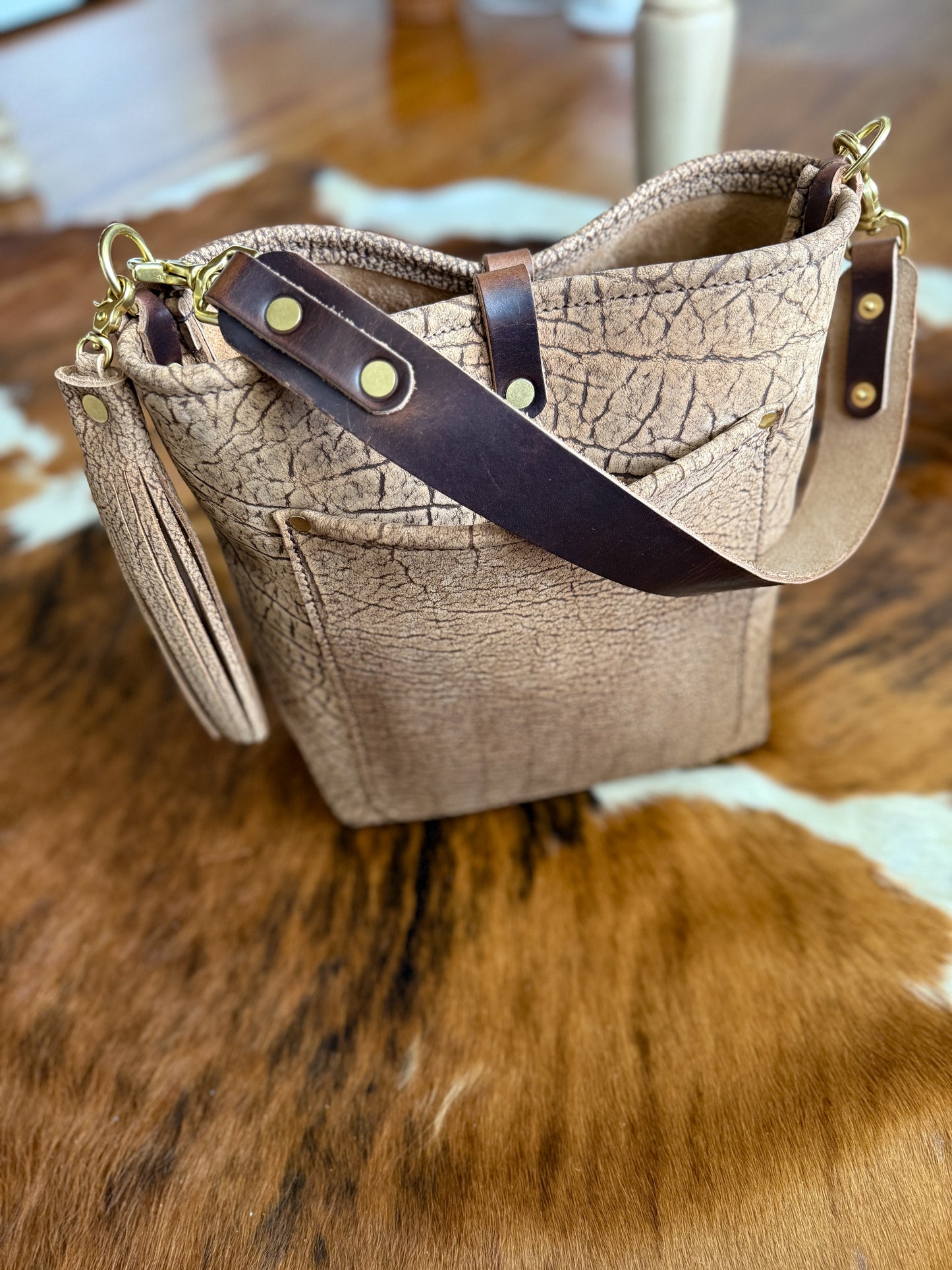 Bennett Bucket in Riverstone Full Grain Bison