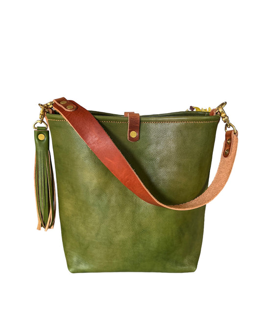 Hobo Bucket in Green Vegetable Tanned Full Grain Leather