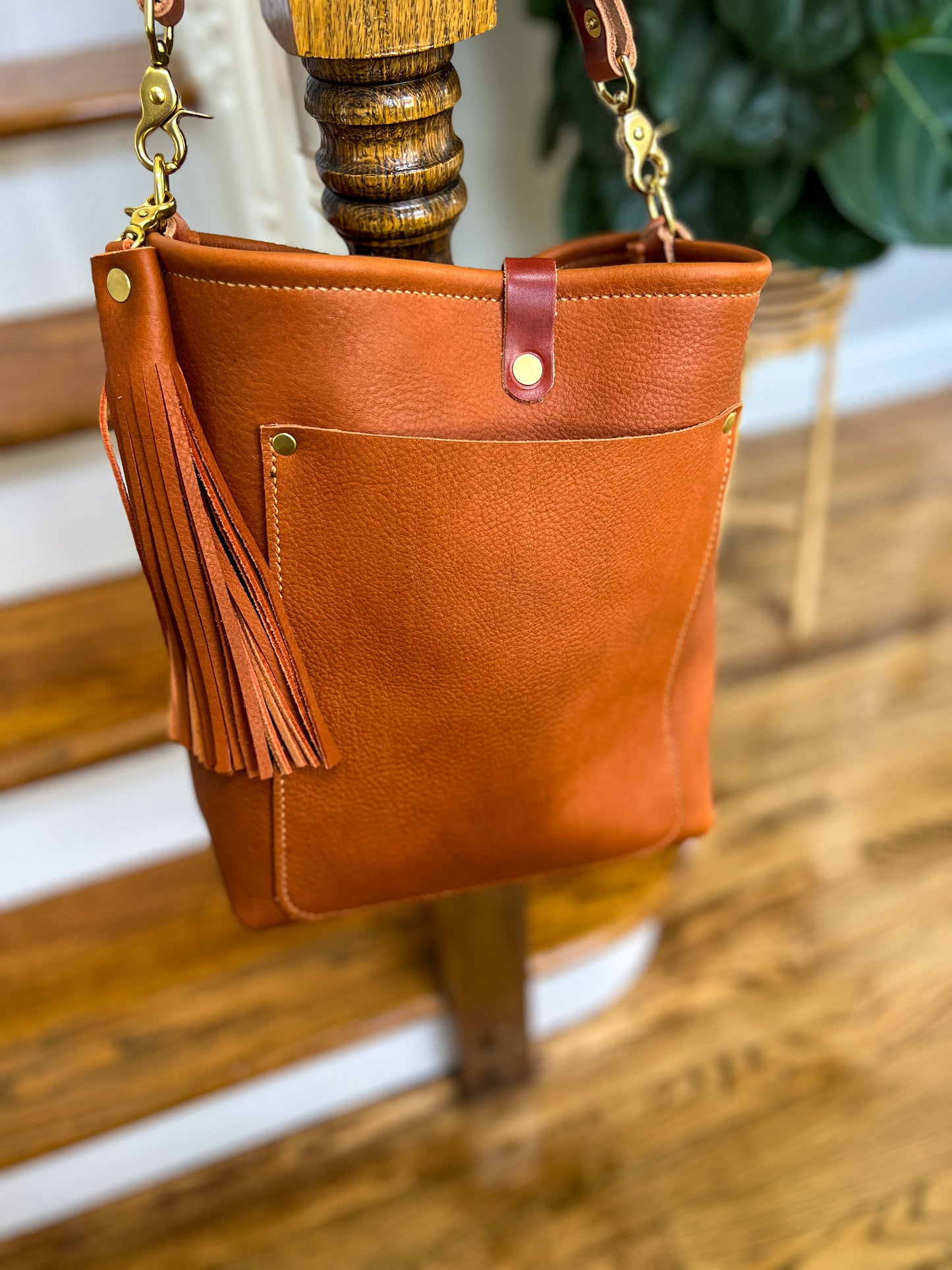 Bennett Bucket in Full Grain Cypress Leather