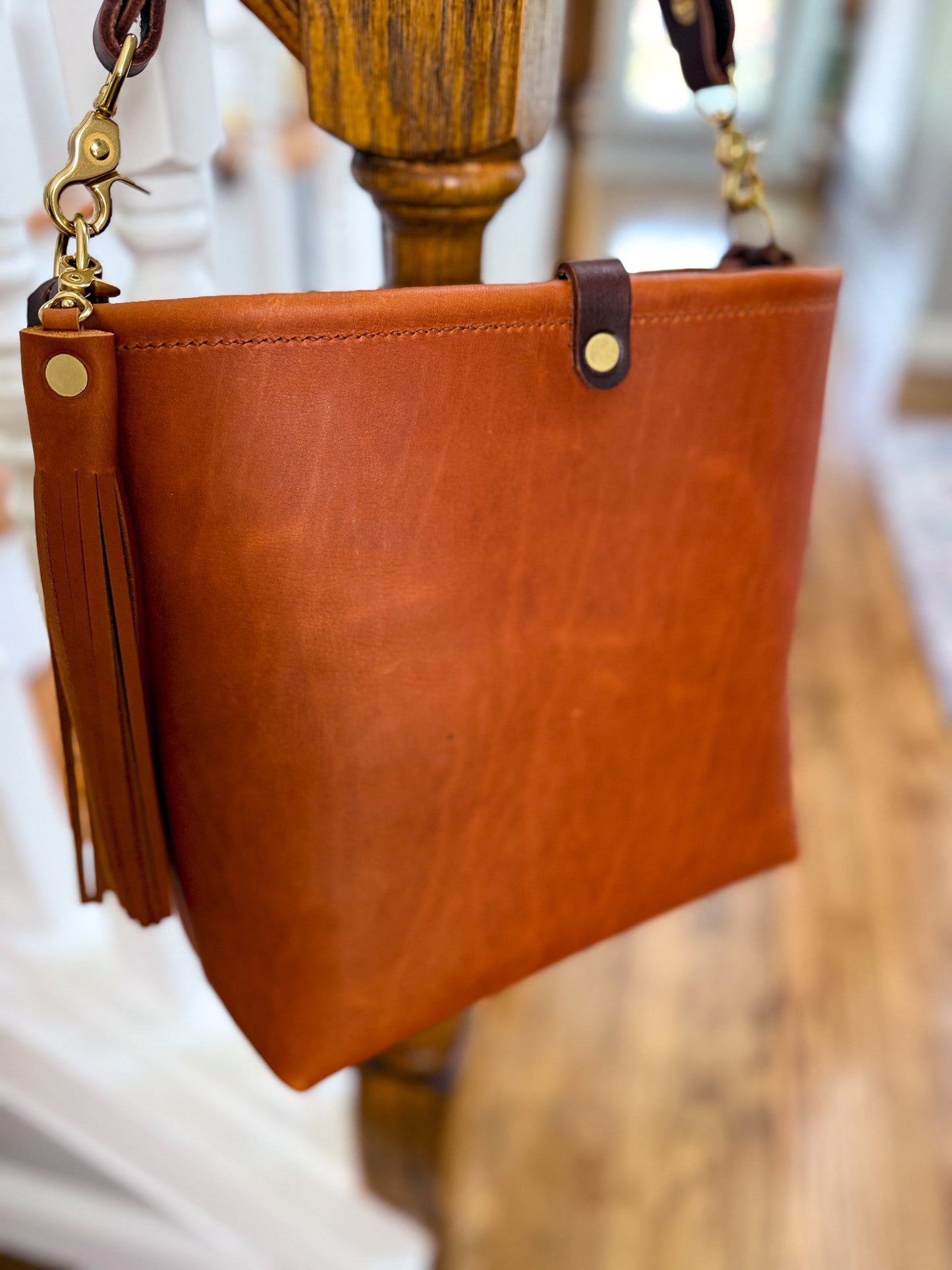 Bennett Bucket in Tawny Full Grain Leather