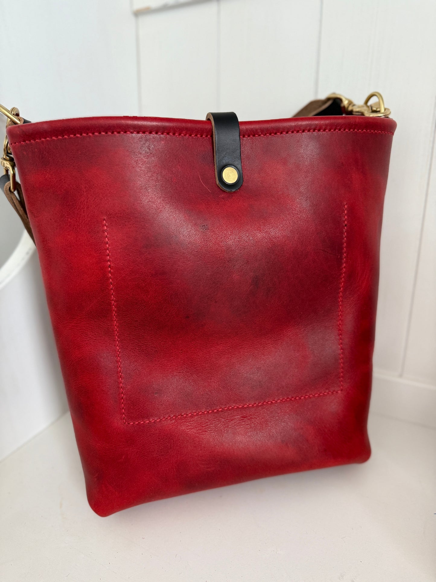 Bennett Bucket in Red Persian Horween Cypress Leather