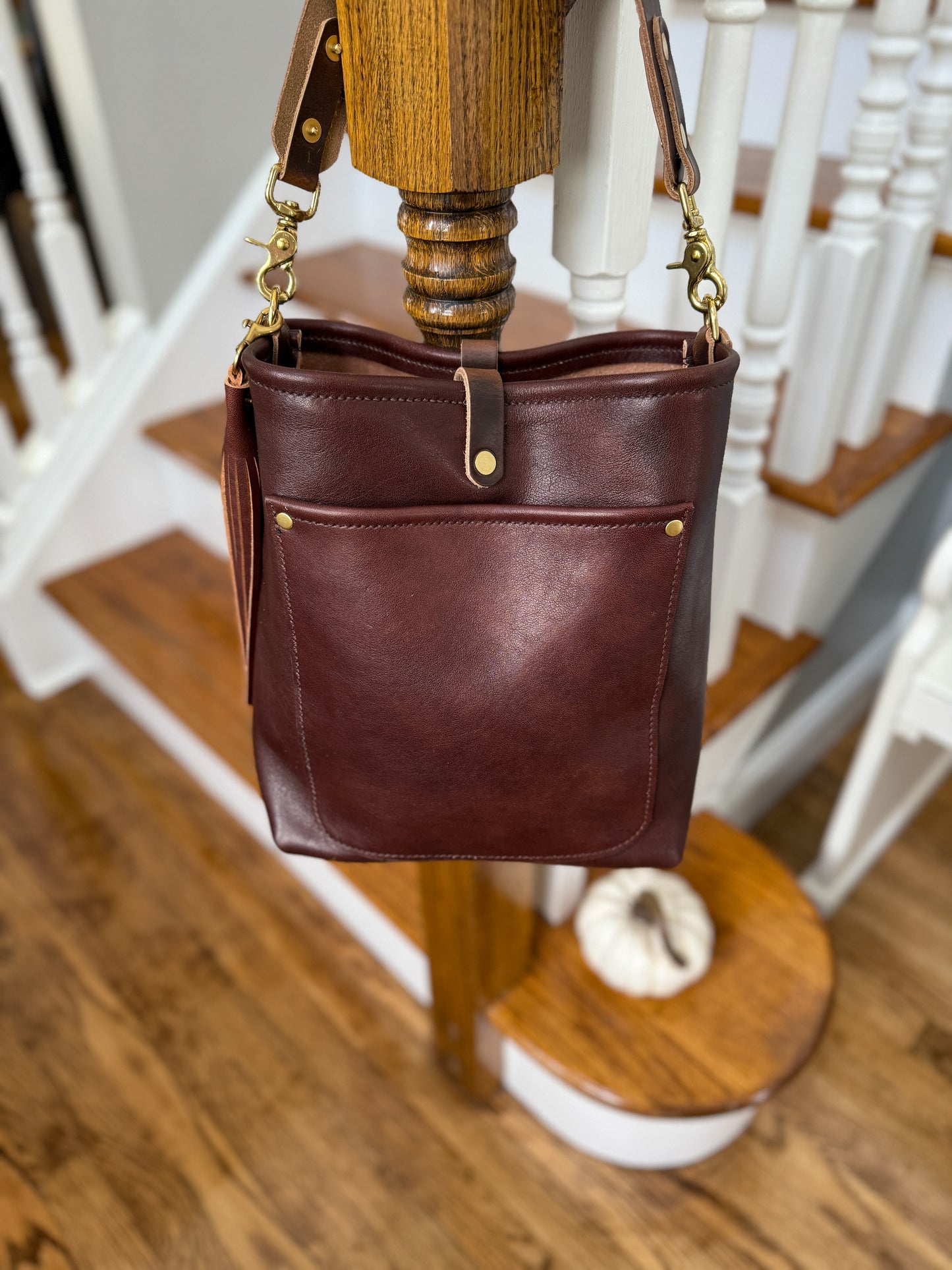 Bennett Bucket in Luxe Horween
