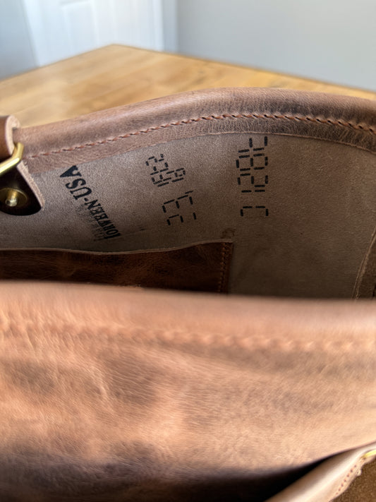 Bennett “shorty” Bucket in Horween Krypto Vetiver Leather