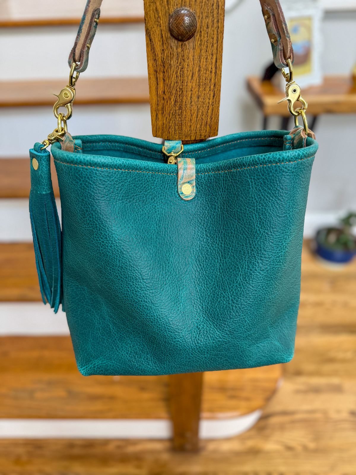 Hobo Bucket in Blue Moon Bison w/Candy Strap