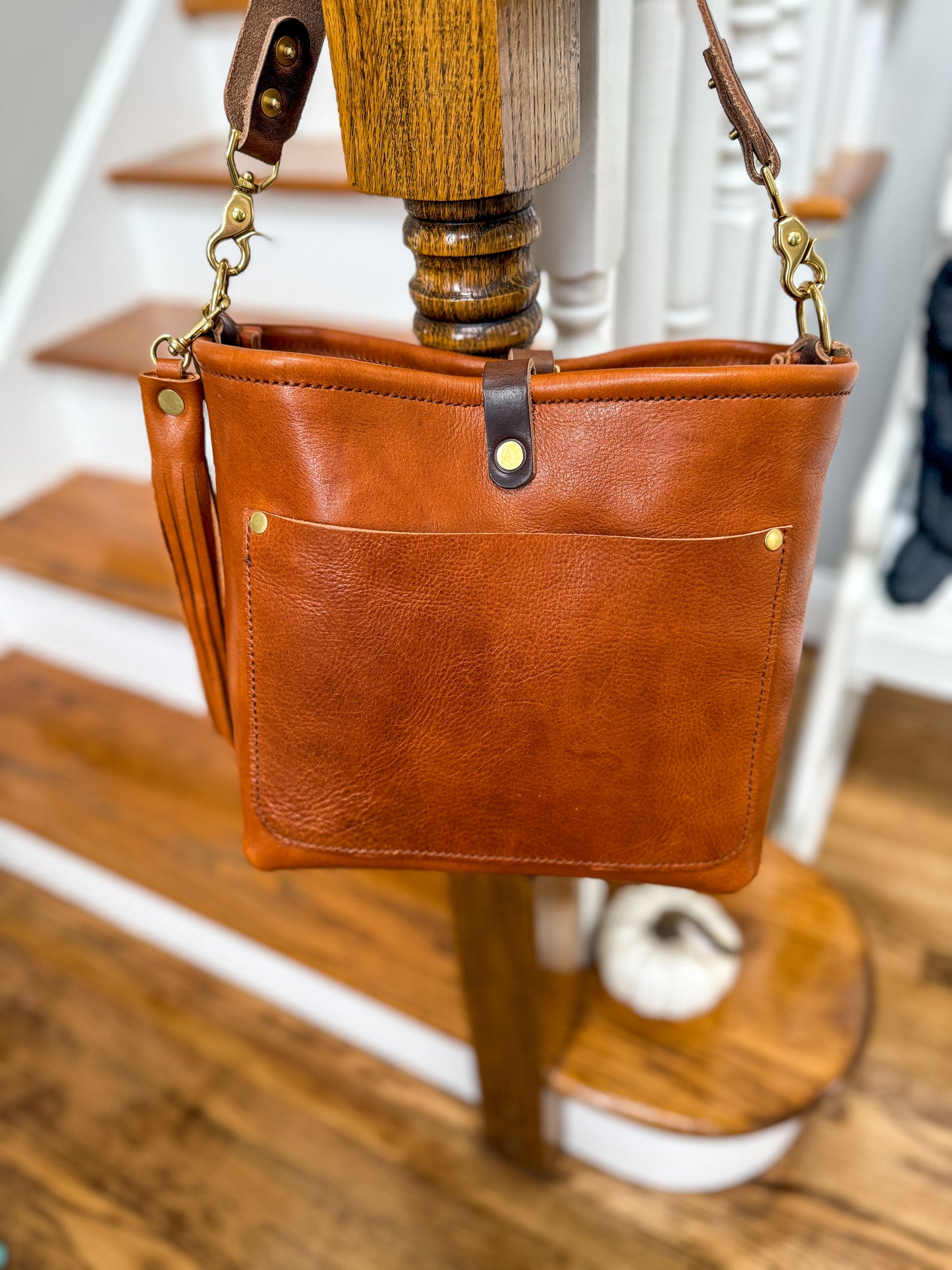 Bennett “shorty” Bucket in Montana Veg-Tan