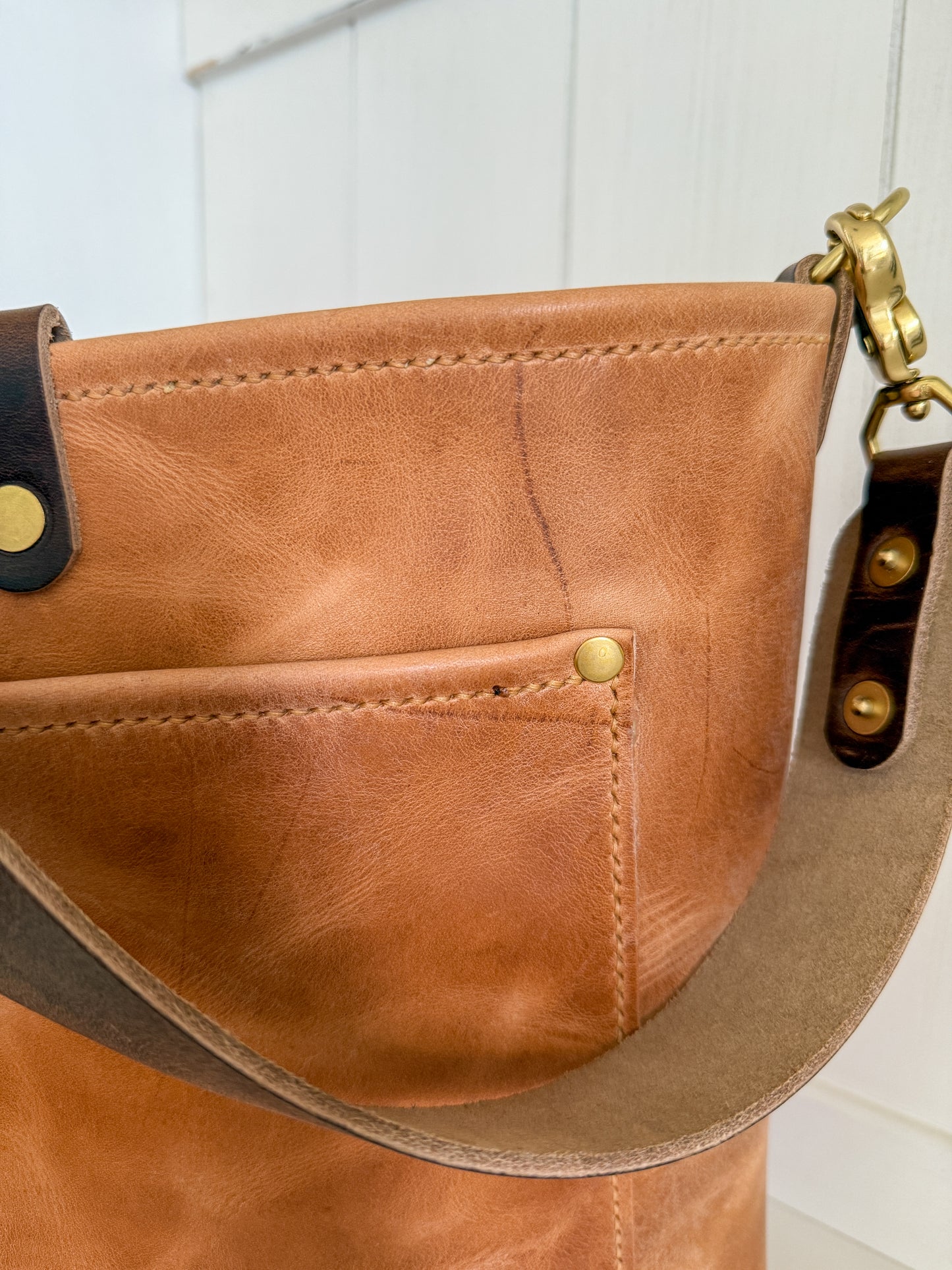 Bennett Bucket in Light Natural Derby Horween