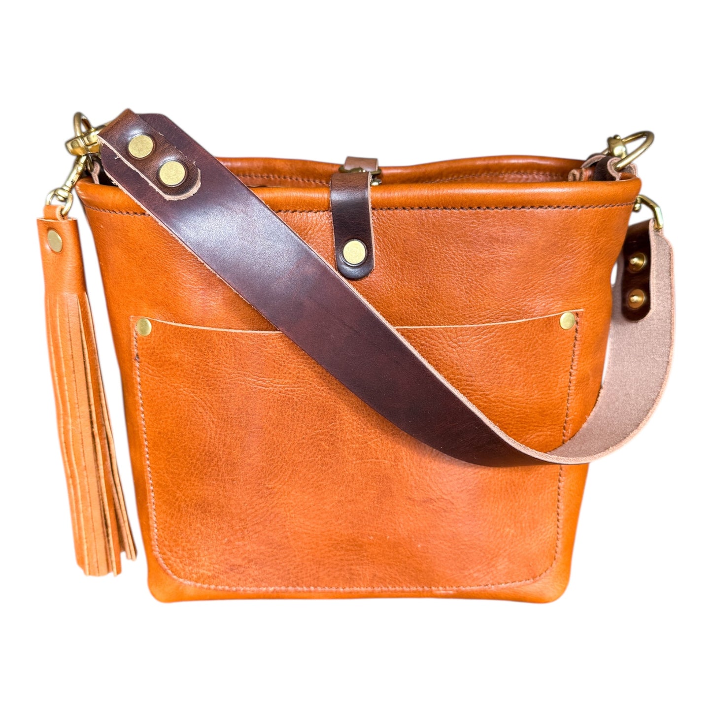 Bennett “shorty” Bucket in Montana Veg-Tan