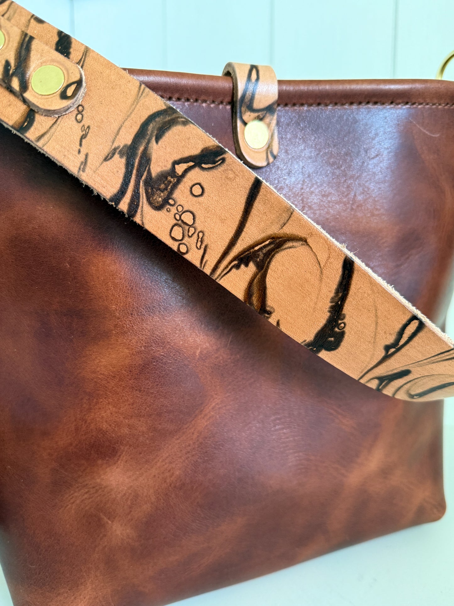 Hobo Bucket in Horween Brown Nut Dublin w/Candy Strap