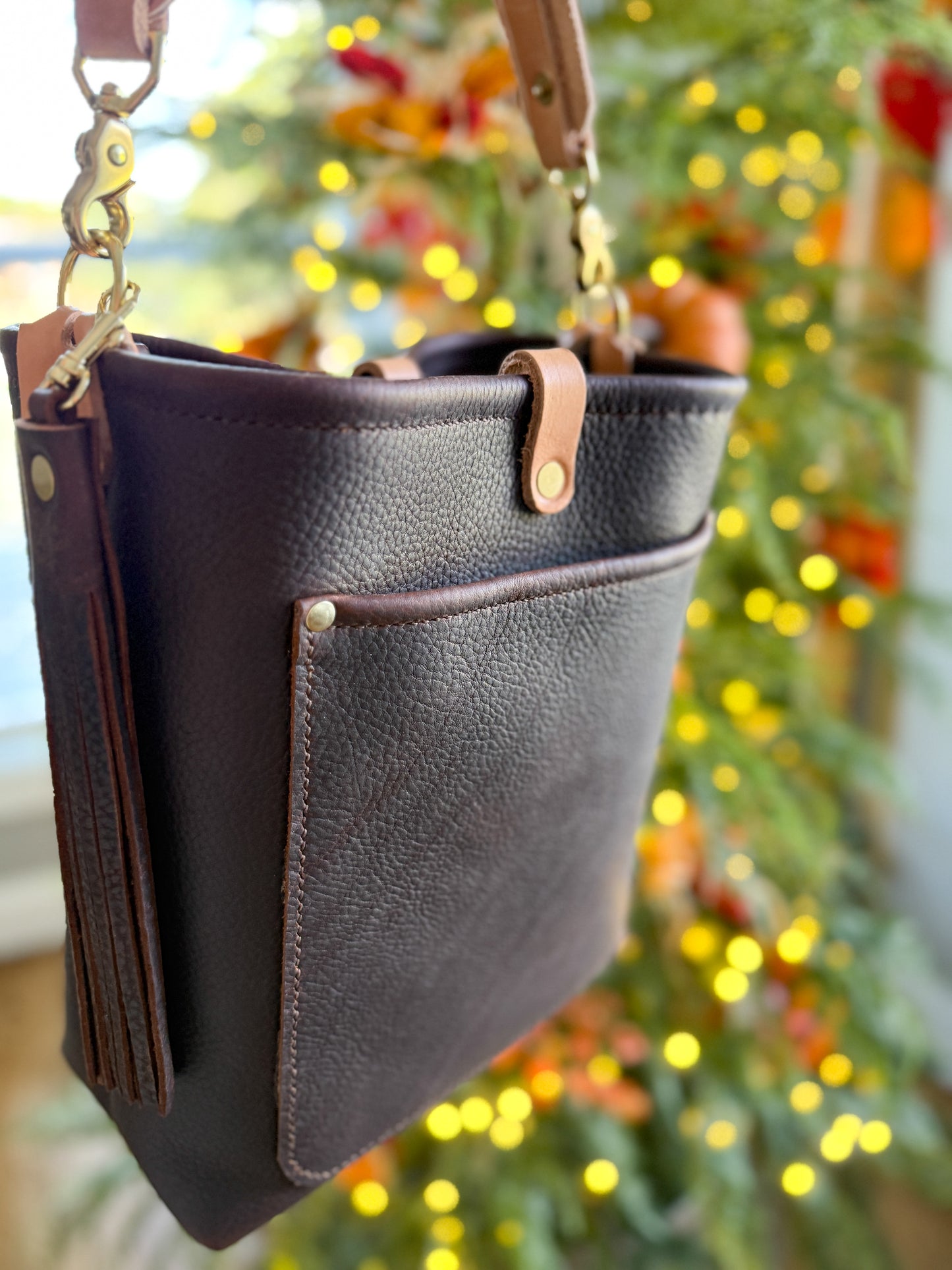 Bennett Bucket in Espresso Kodiak Full Grain Leather