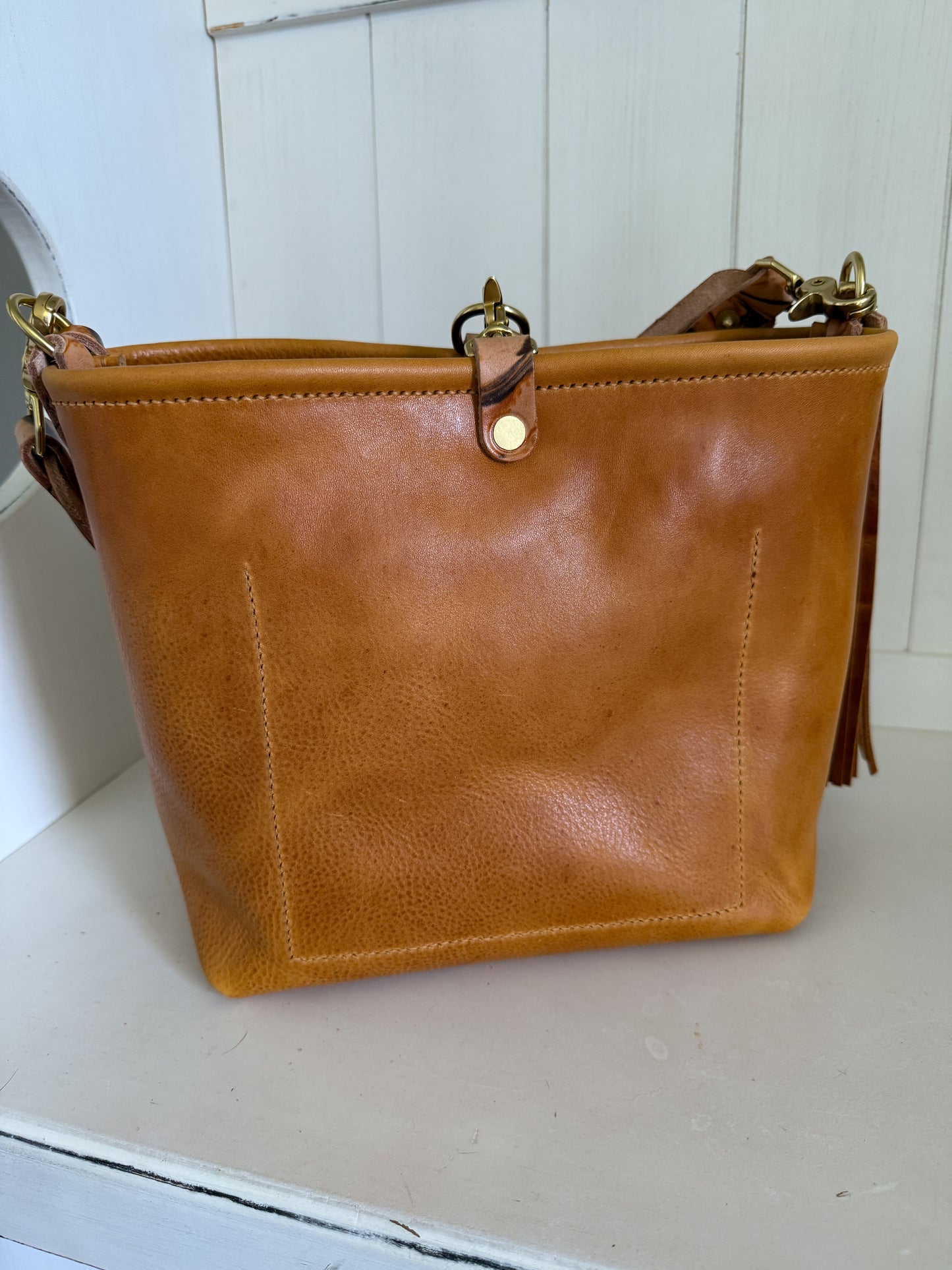 Bennett “shorty” Bucket in Honey Saffron Italian Leather
