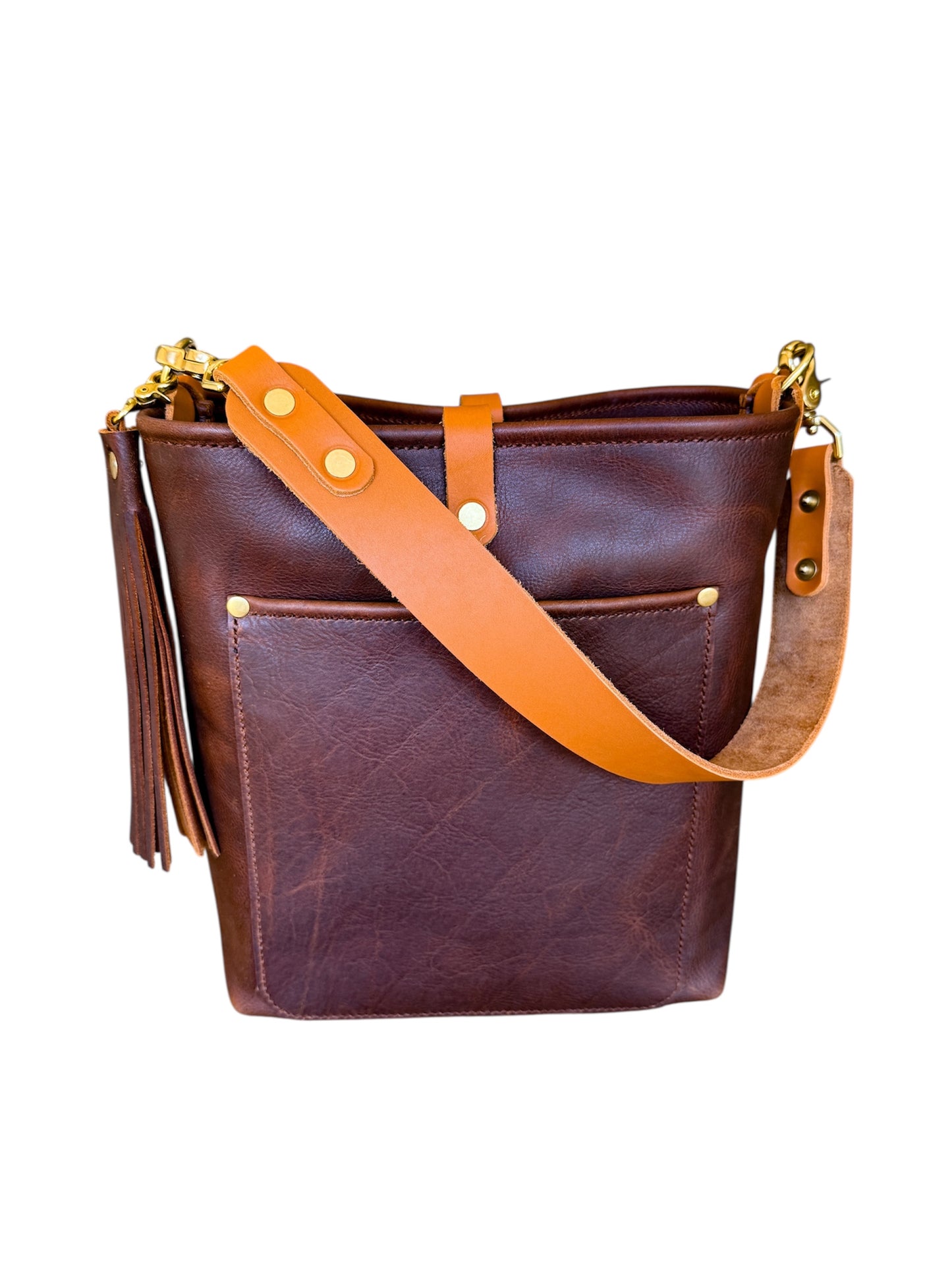 Bennett Bucket in Tan Kodiak