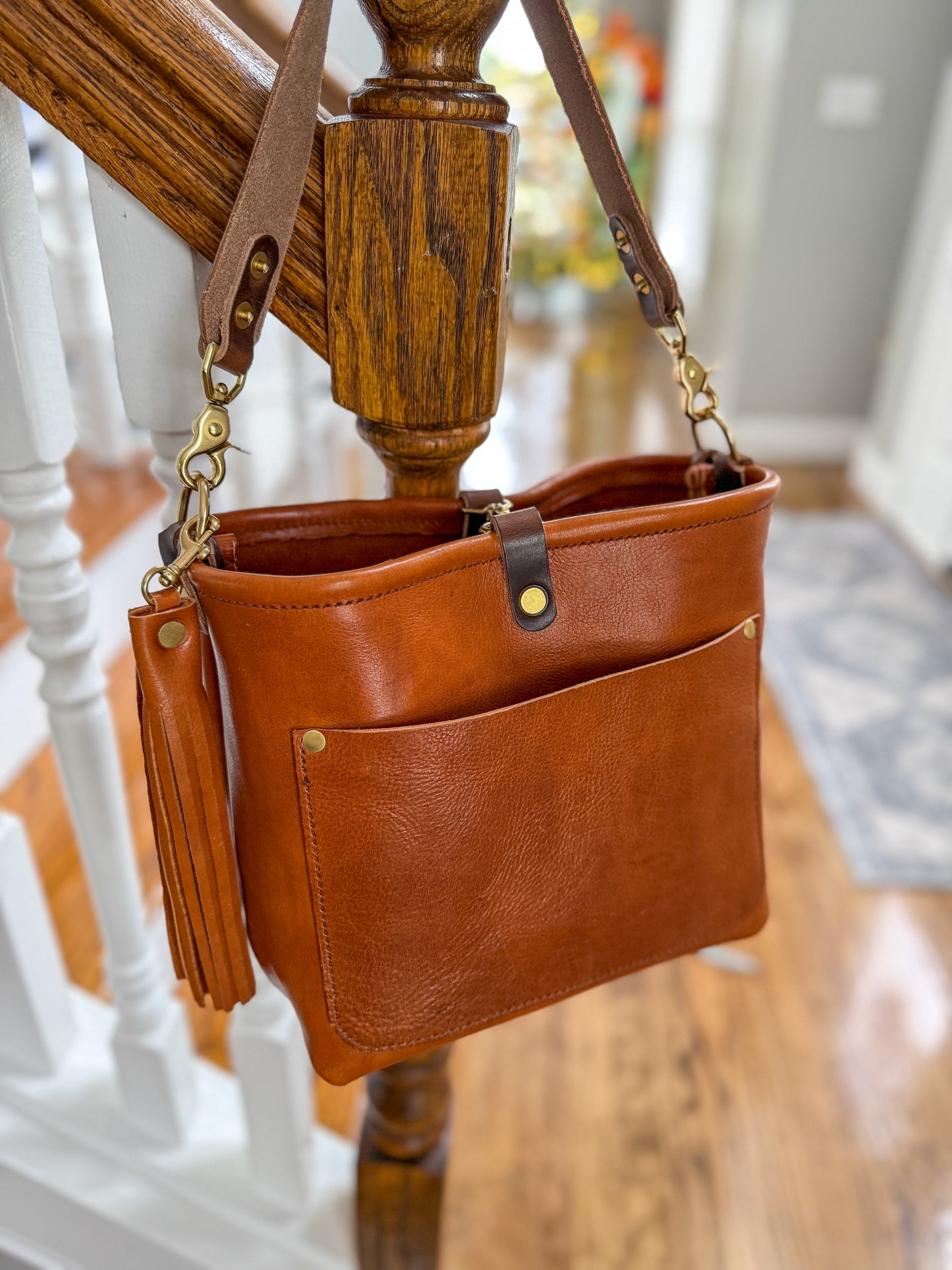 Bennett “shorty” Bucket in Montana Veg-Tan