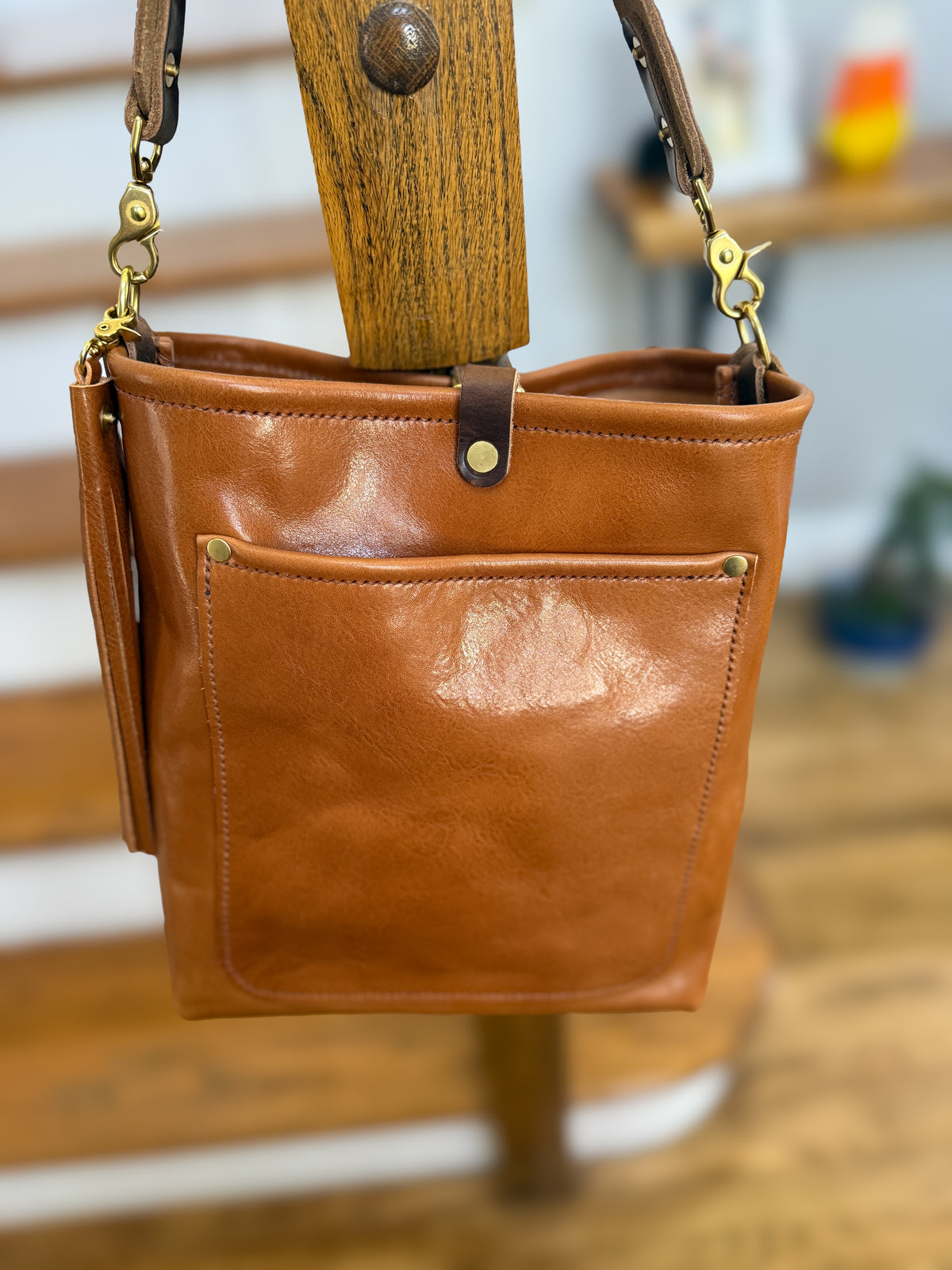 Bennett Bucket in Miel Cuoio Italian Leather