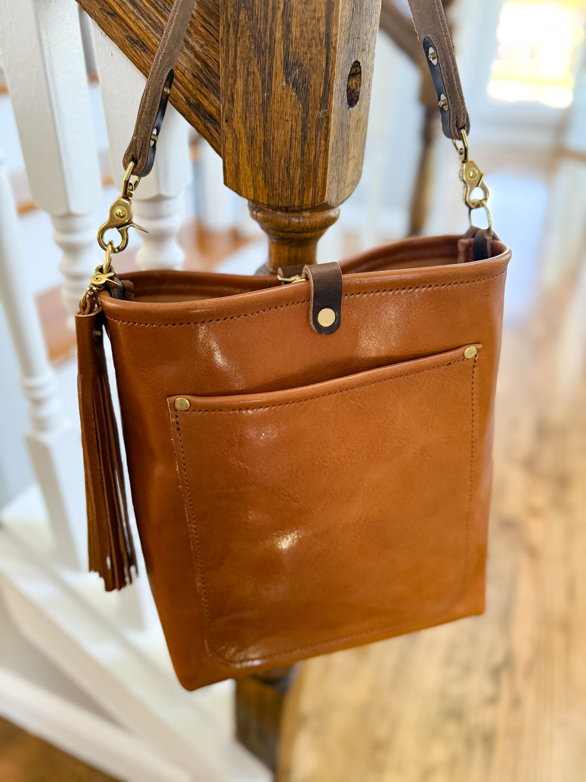 Bennett Bucket in Miel Cuoio Italian Leather