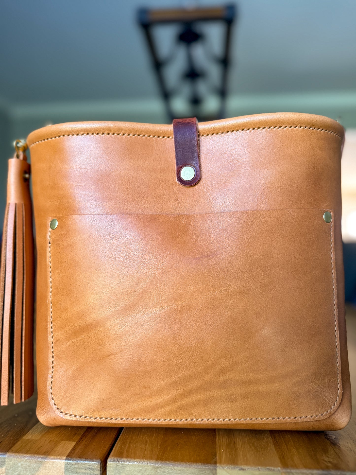 Bennett “shorty” Bucket in Premium Saddle