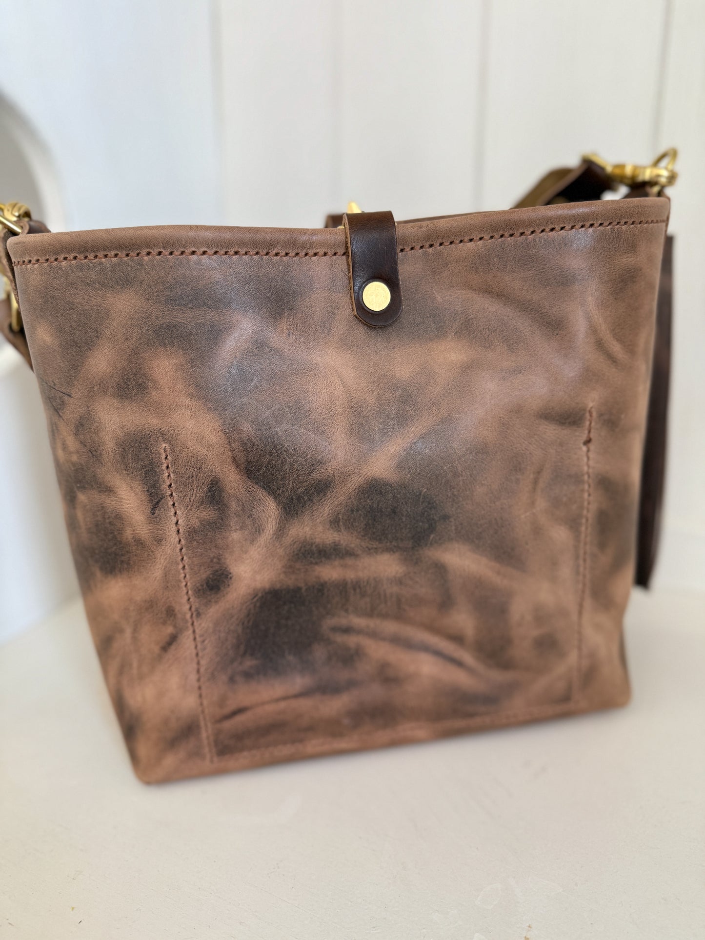 Bennett “shorty” Bucket in Horween Krypto Vetiver Leather