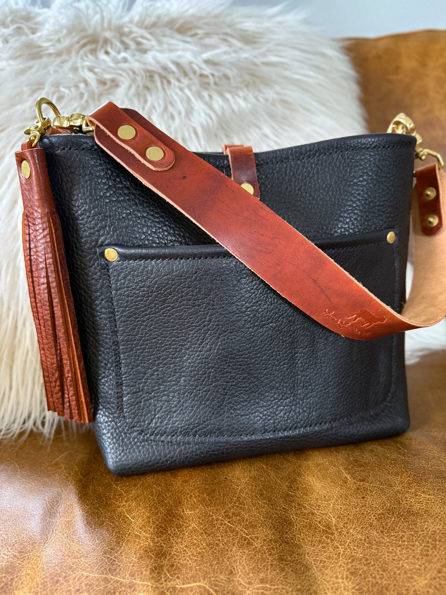 Bennett “shorty” Bucket in Horween Black Pebbled Leather