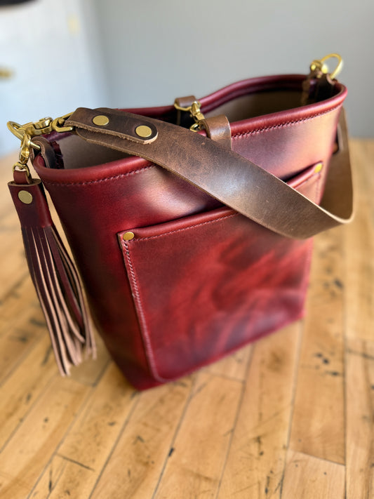 Bennett Bucket in Burgundy Chromexcel Horween