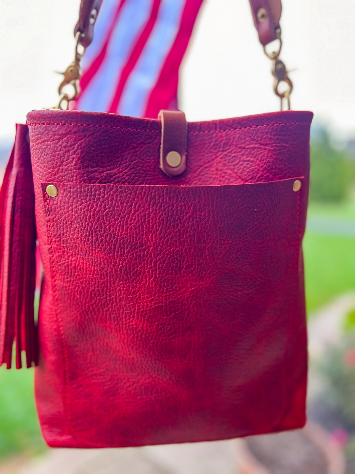 Bennett Bucket in Full Grain Cranberry Leather