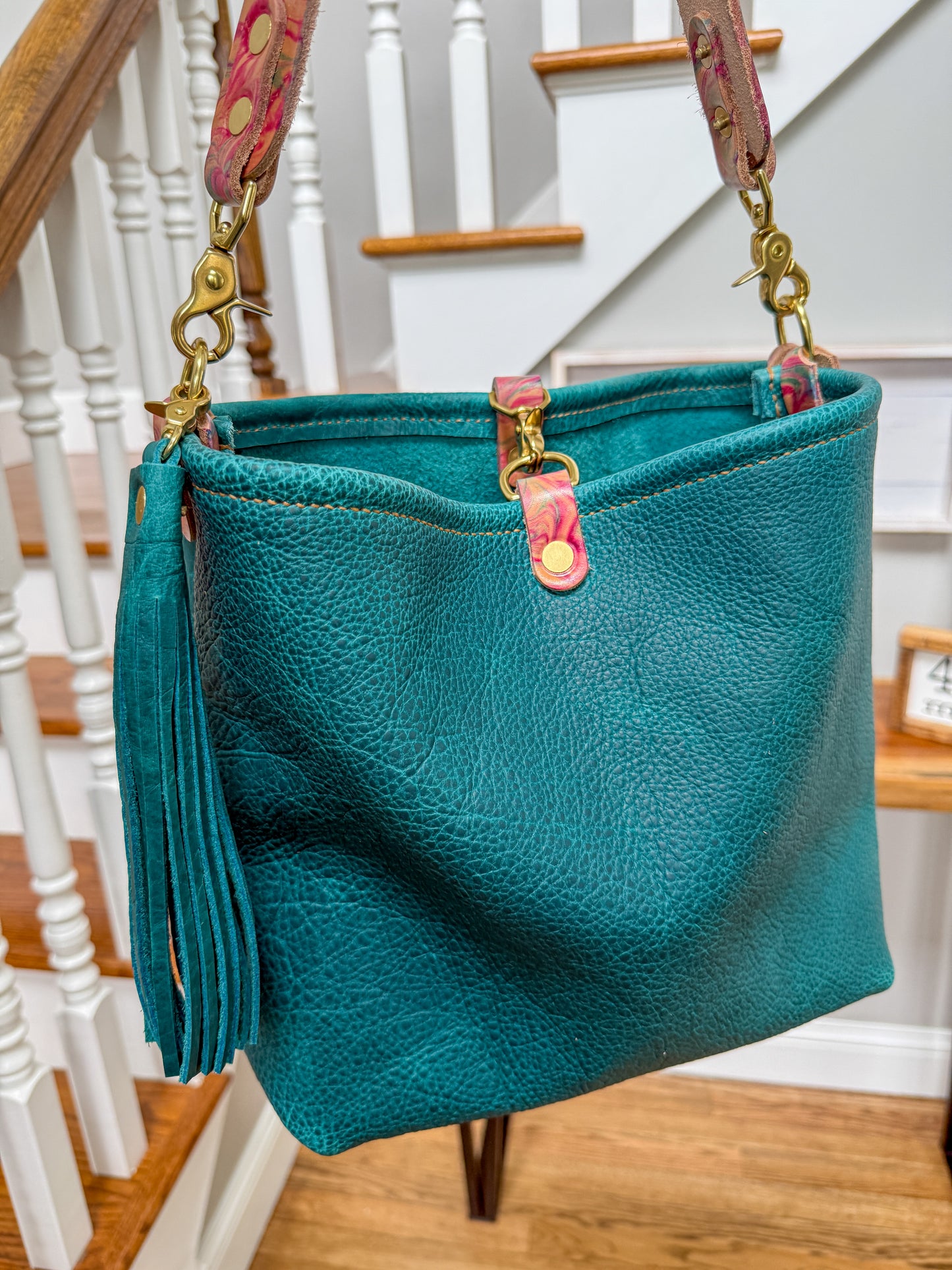 Hobo Bucket in Blue Moon Bison w/Candy Strap