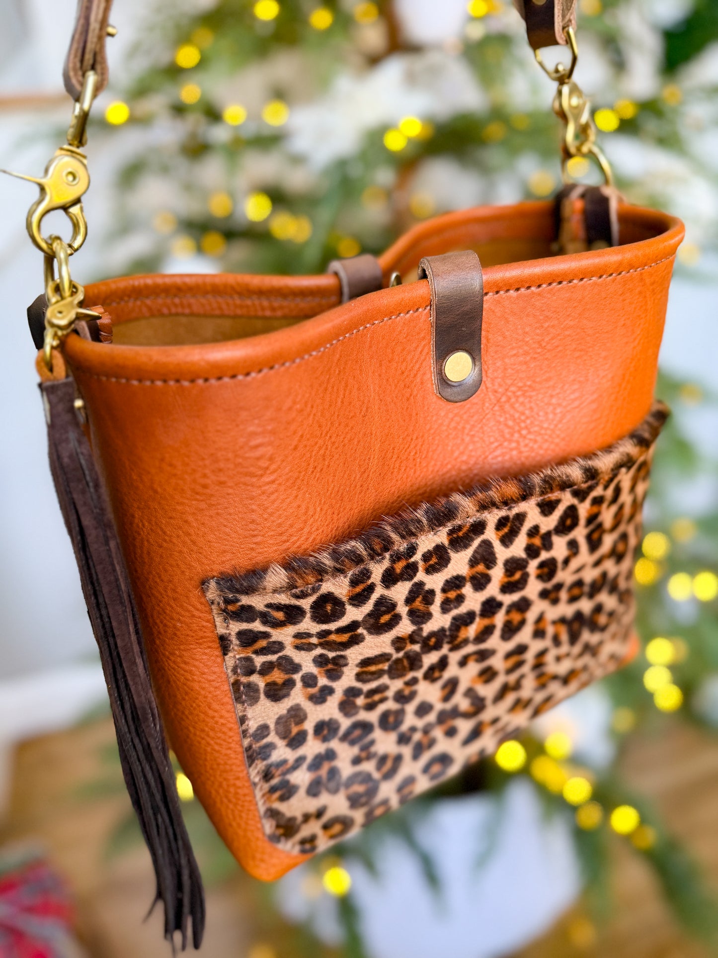 Bennett “shorty” Bucket in Ginger Vachetta w/cowhide pocket