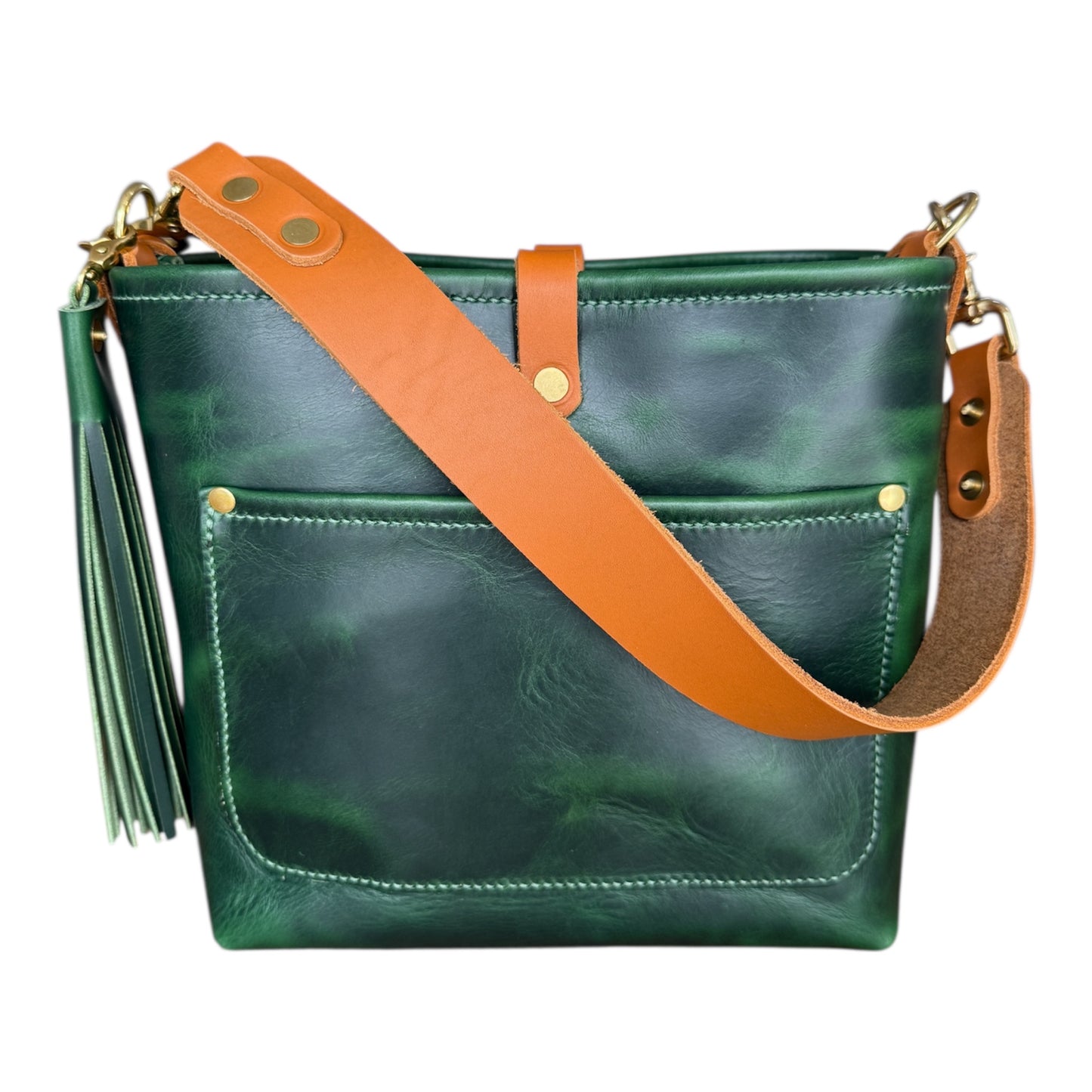 Bennett “shorty” Bucket in Emerald Horween Puttman Leather