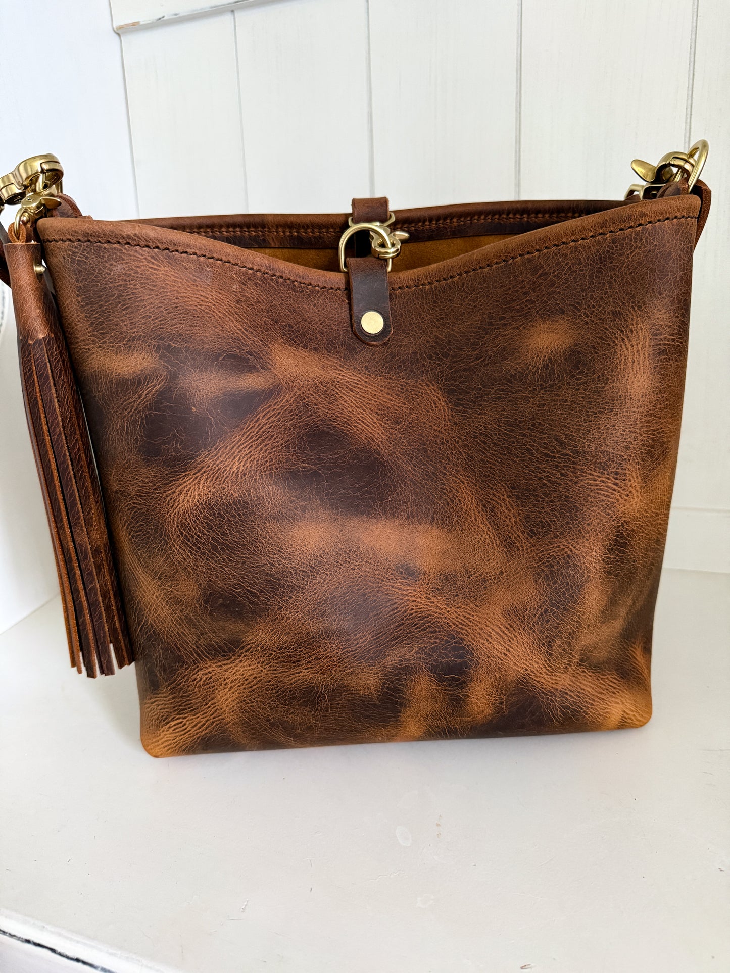 Hobo Bucket in Old Soul Full Grain Leather