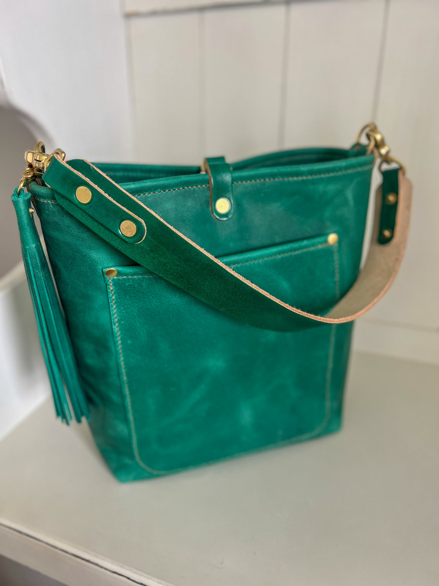 Bennett Bucket in Teal Full Grain Leather