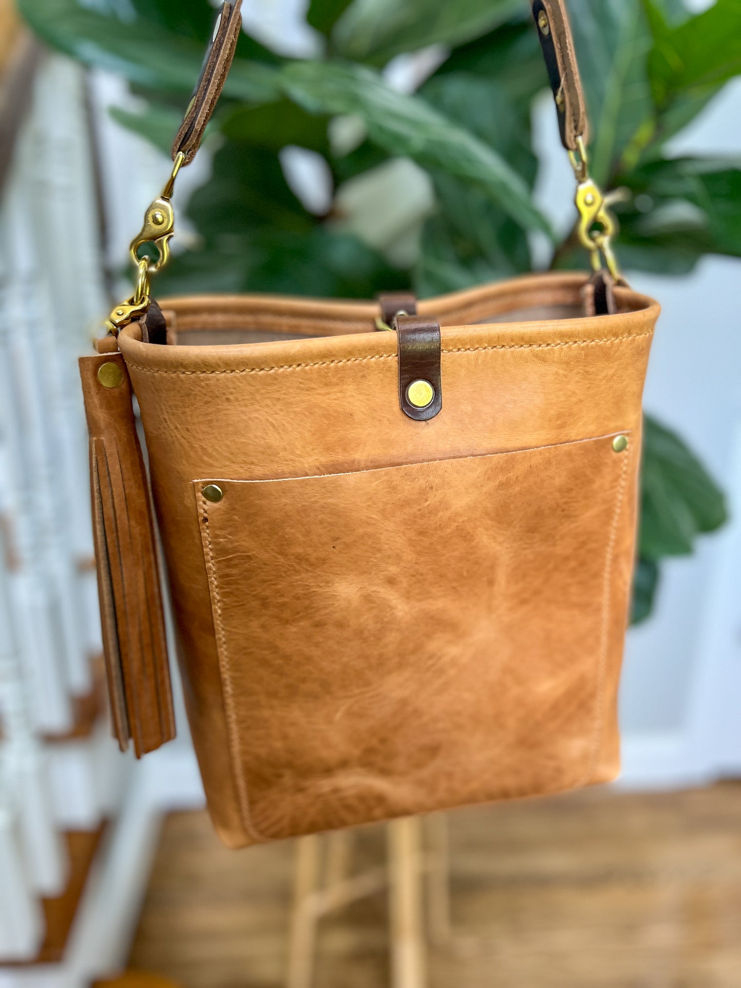 Bennett Bucket in Light Natural Derby Horween