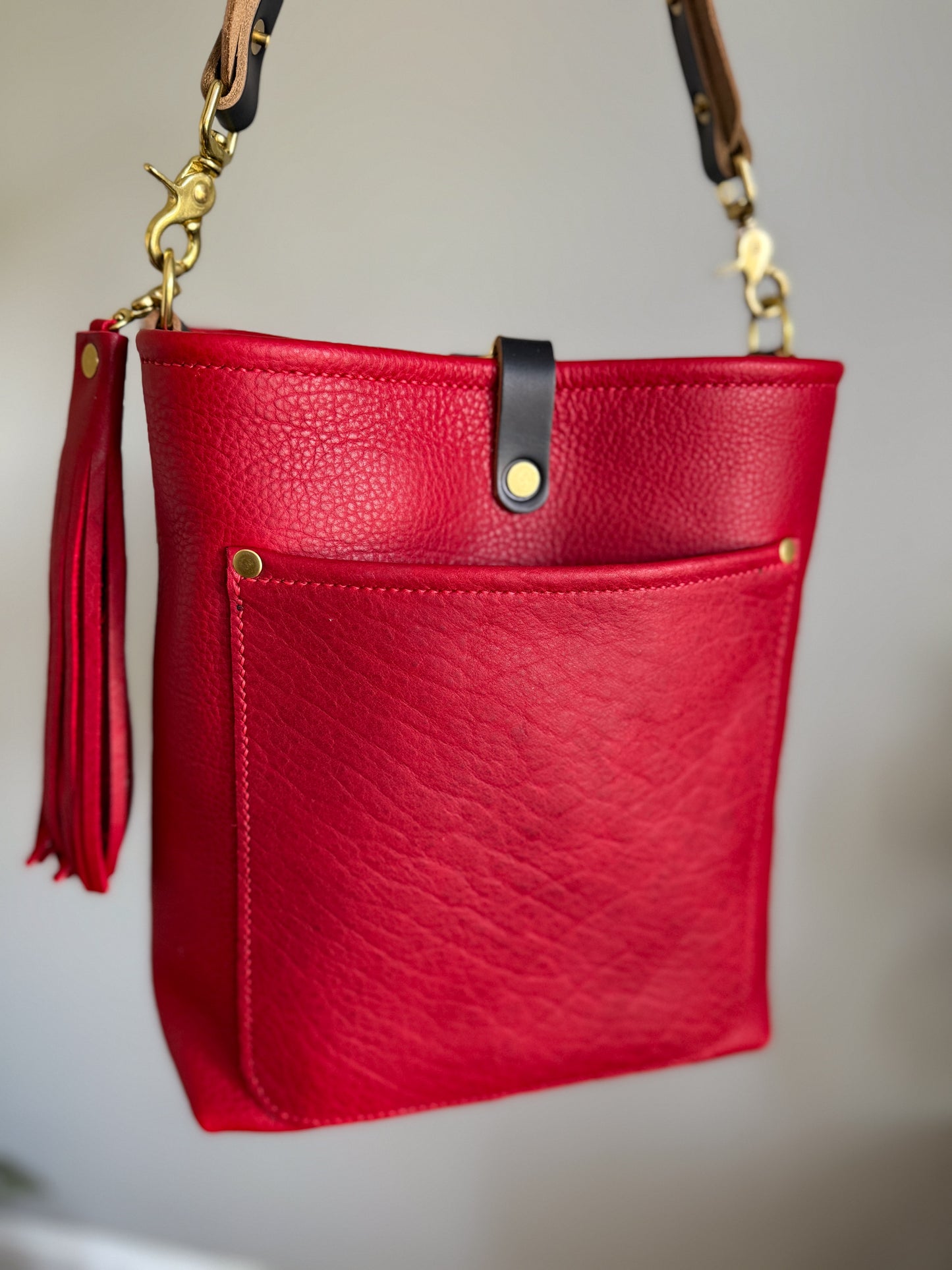 Bennett Bucket in Full Grain Red Bison