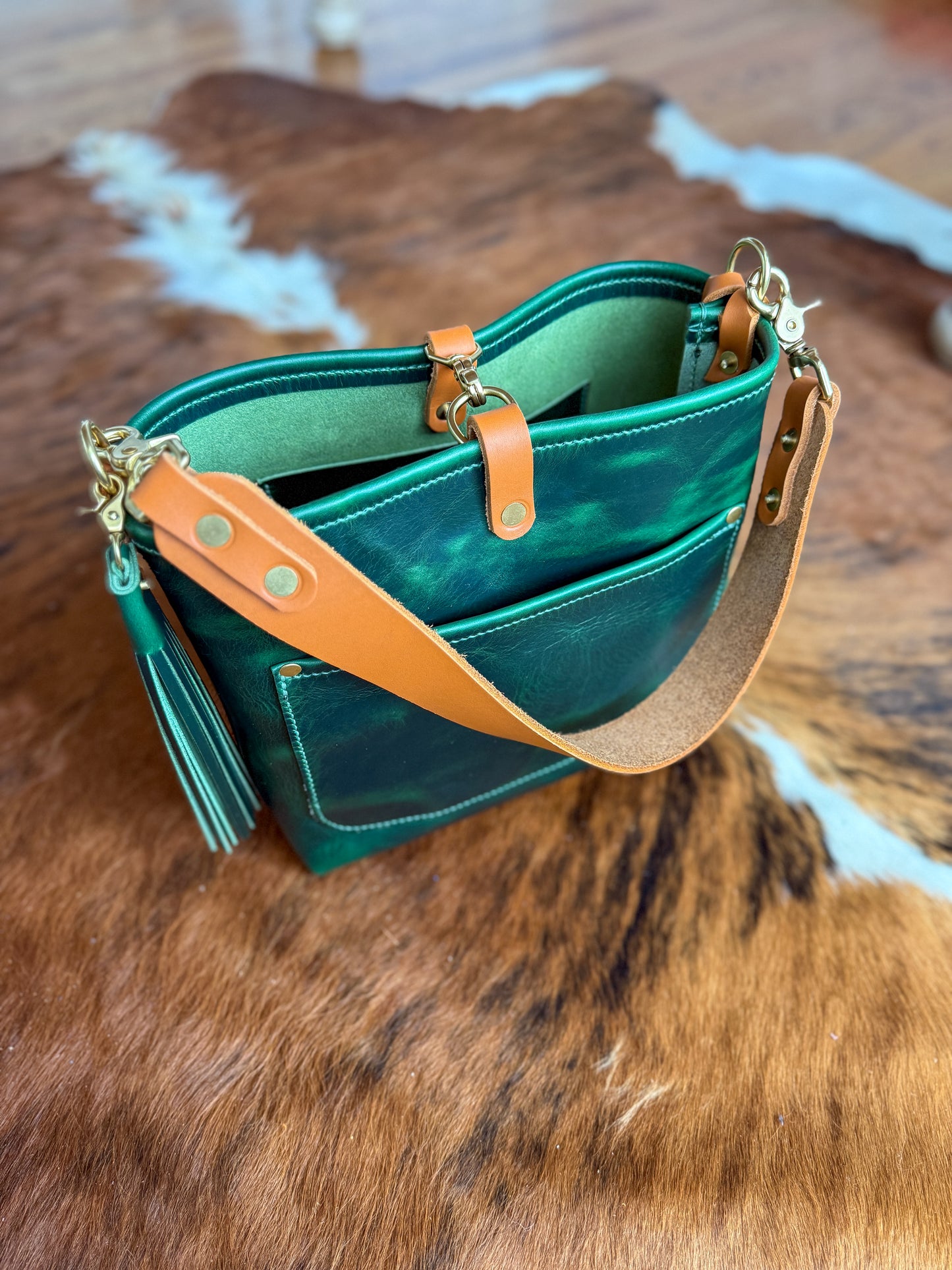 Bennett “shorty” Bucket in Emerald Horween Puttman Leather