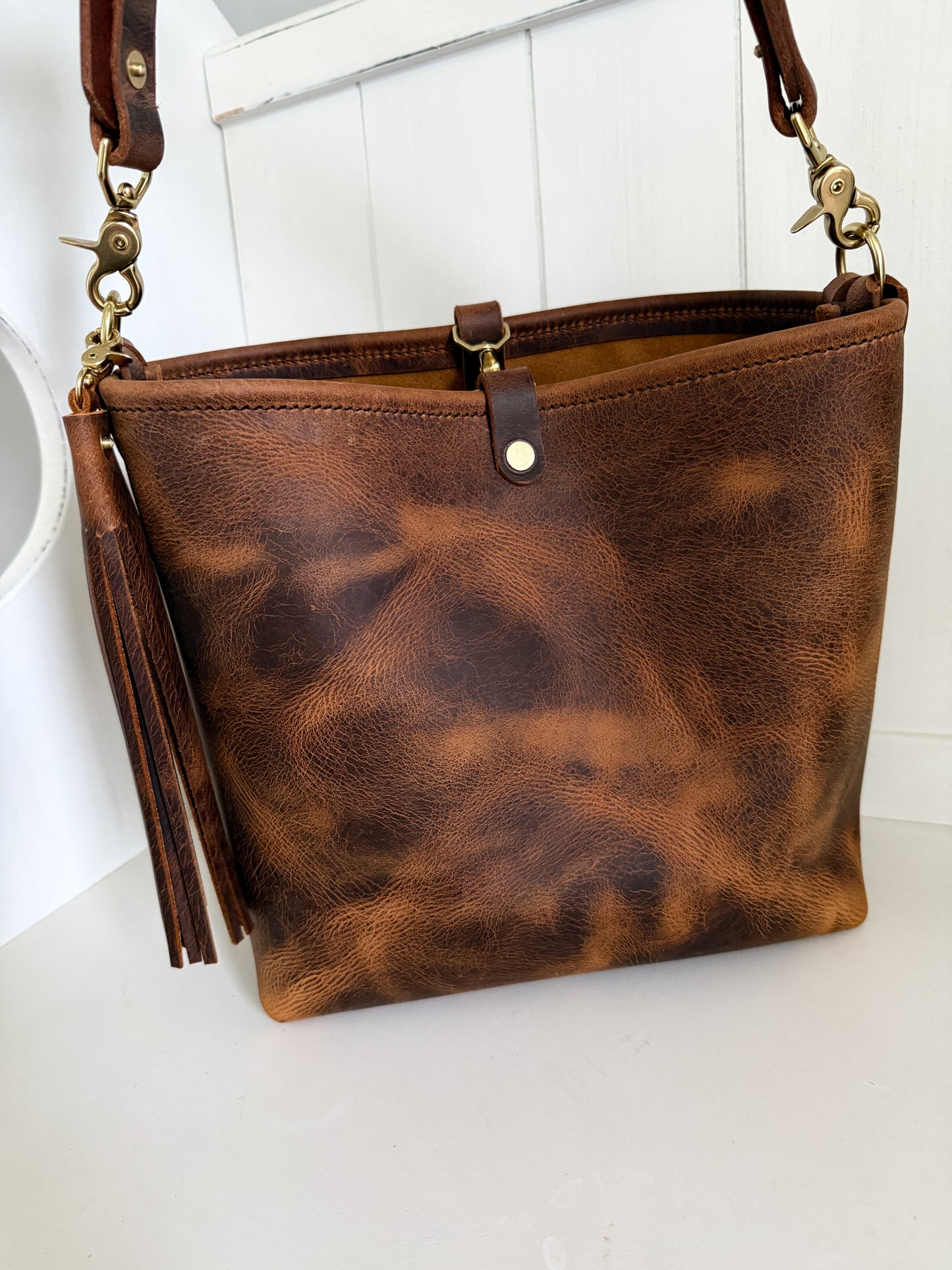 Hobo Bucket in Old Soul Full Grain Leather