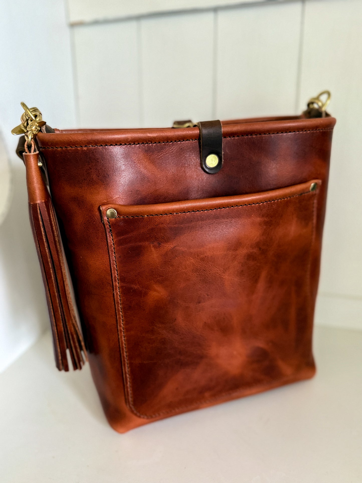 Bennett Bucket in Horween English Tan Derby