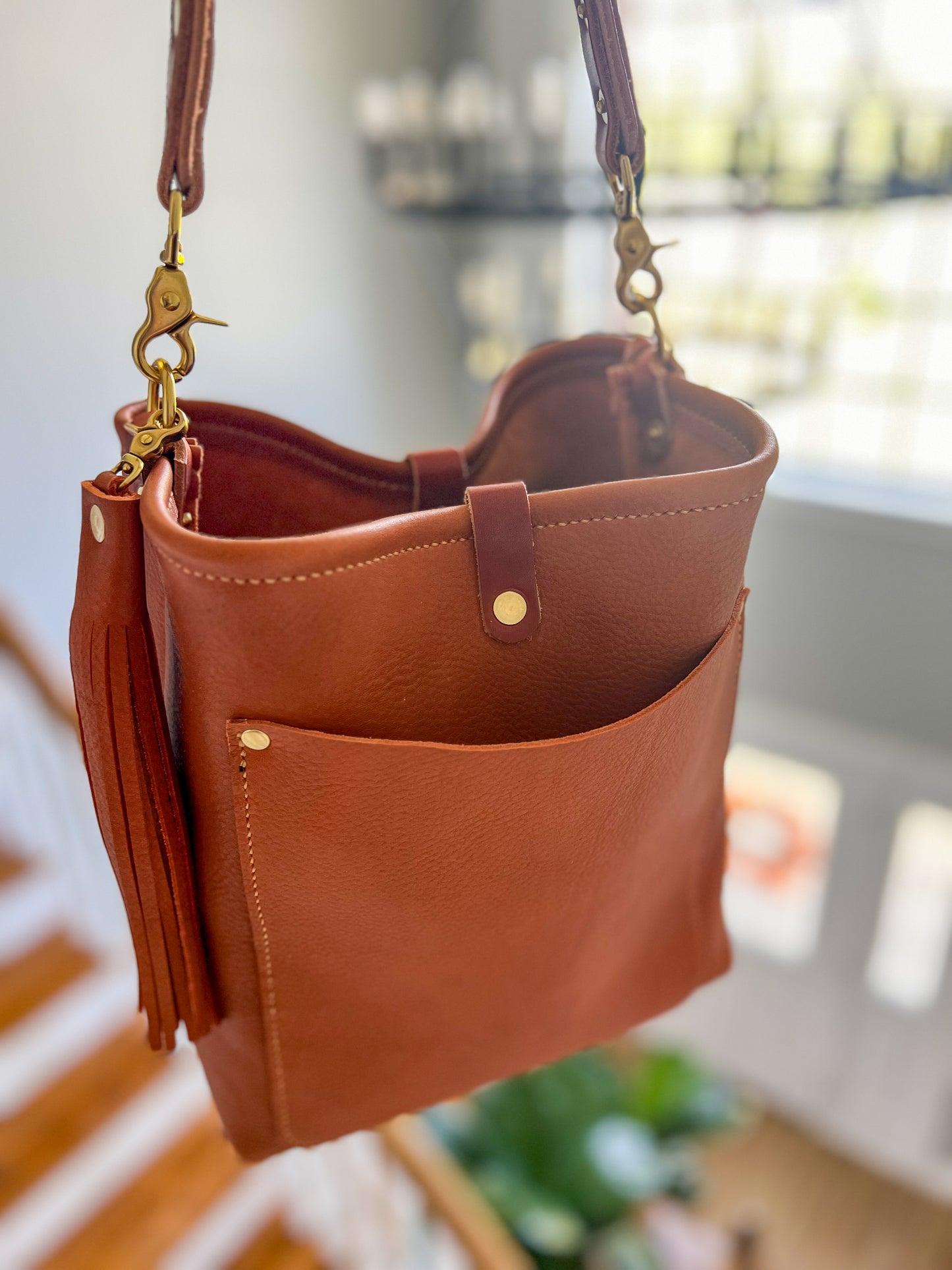 Bennett Bucket in Full Grain Cypress Leather