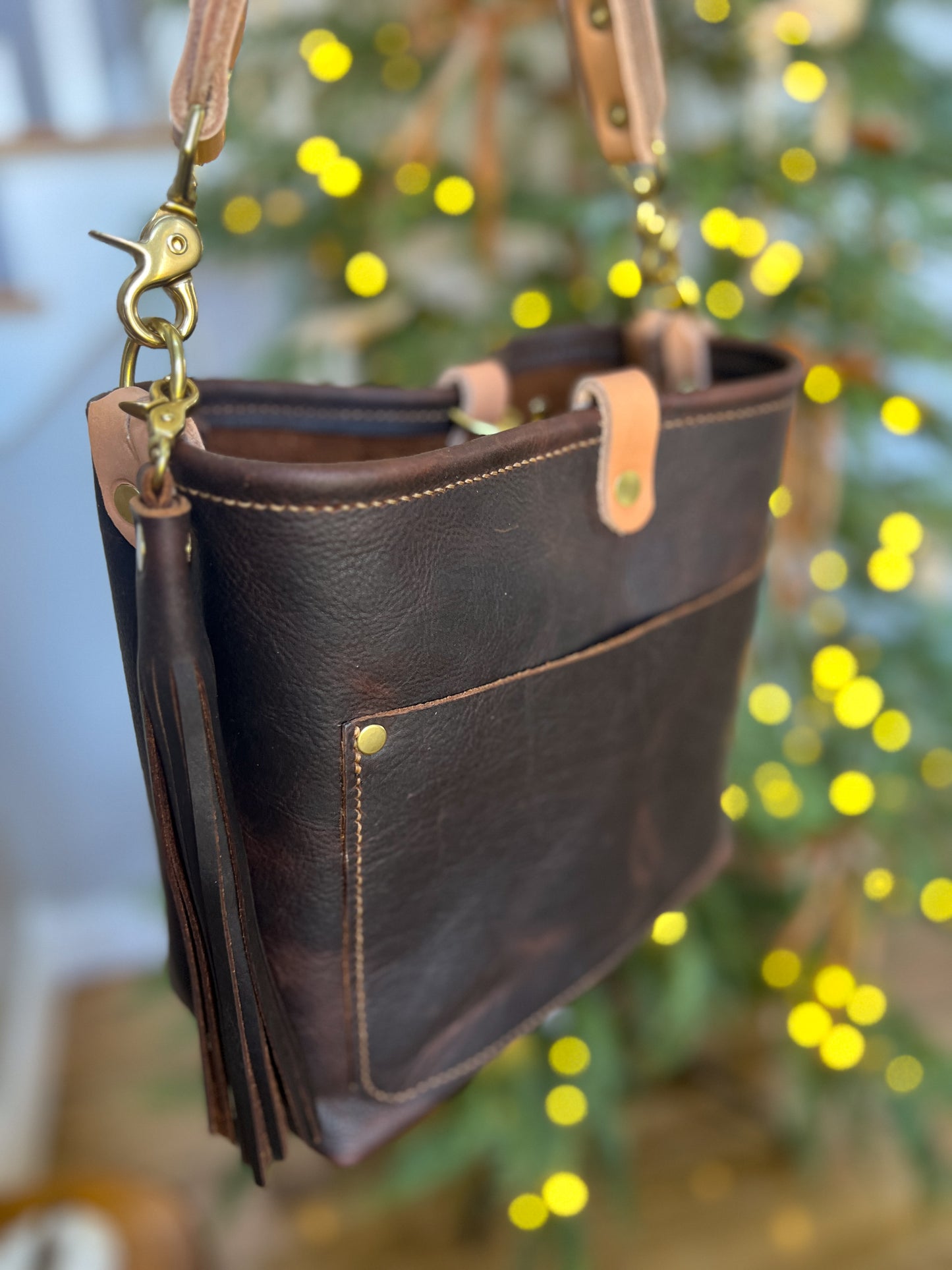 Bennett “shorty” Bucket in Brown Kodiak Full Grain Leather