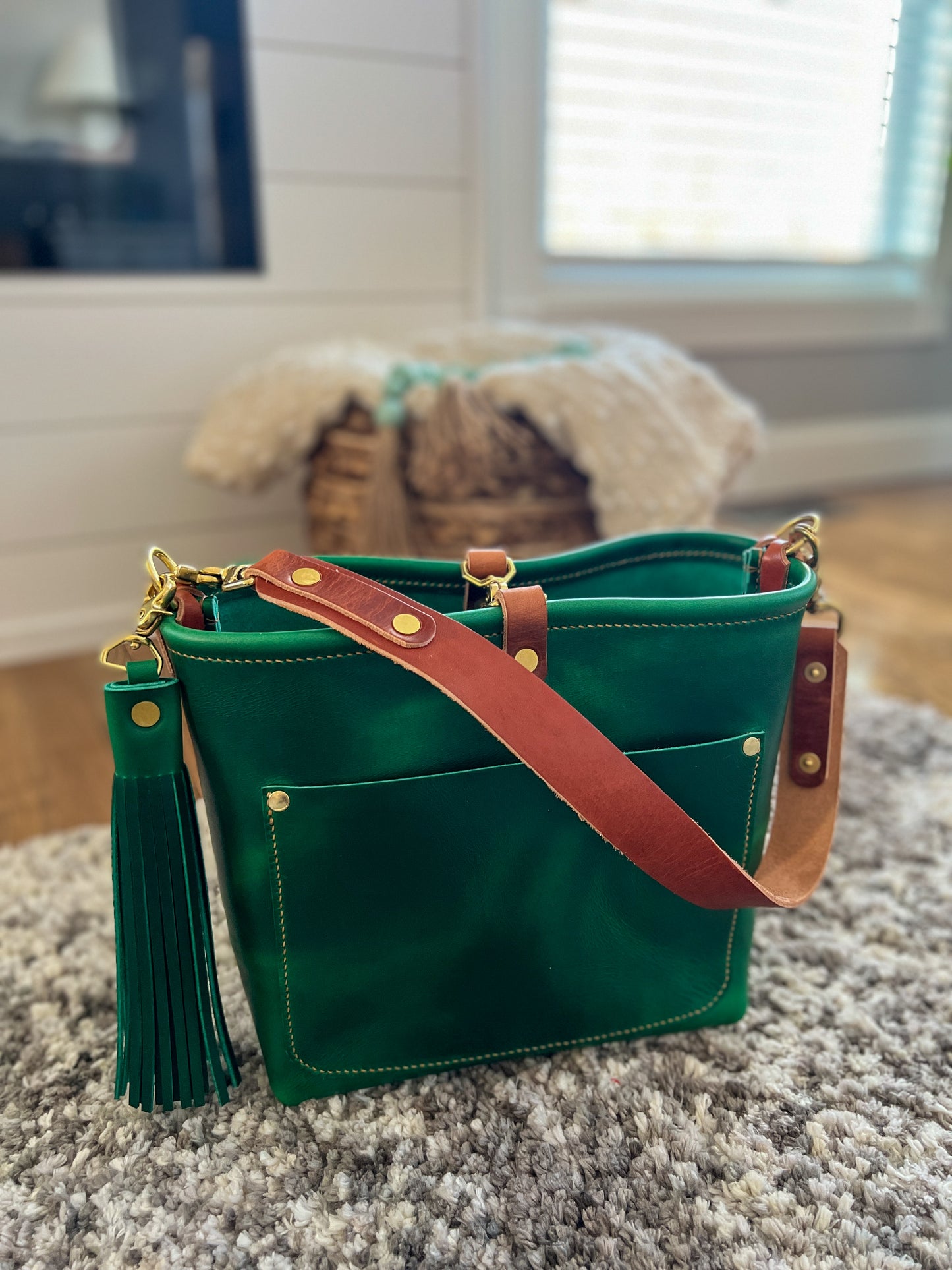 Bennett “shorty” Bucket in Horween Golf Green