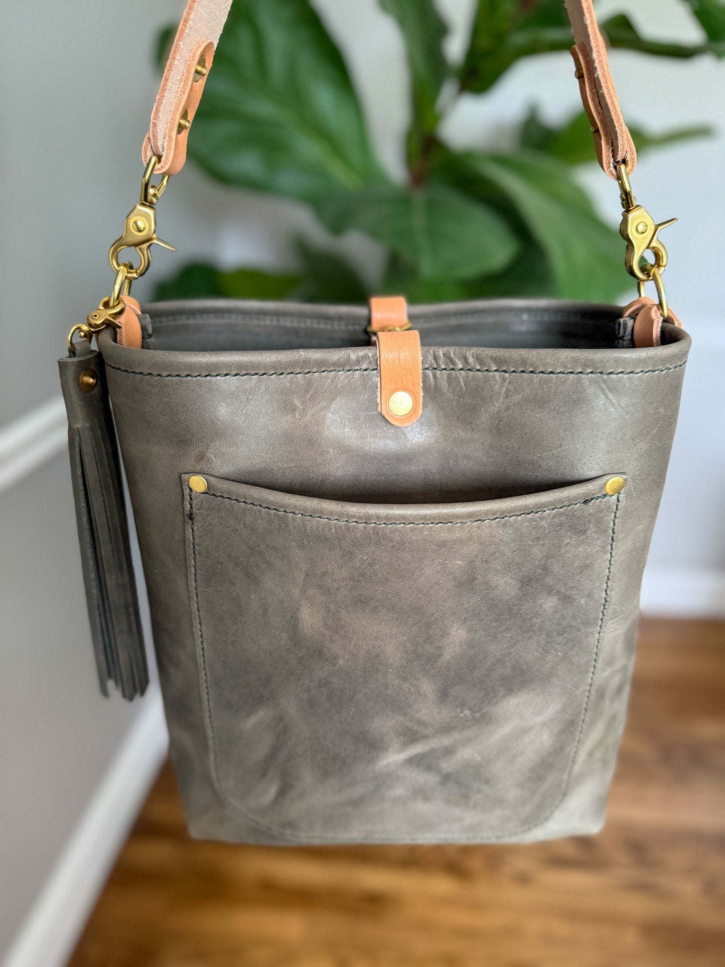 Bennett Bucket in Seagrass Derby Horween