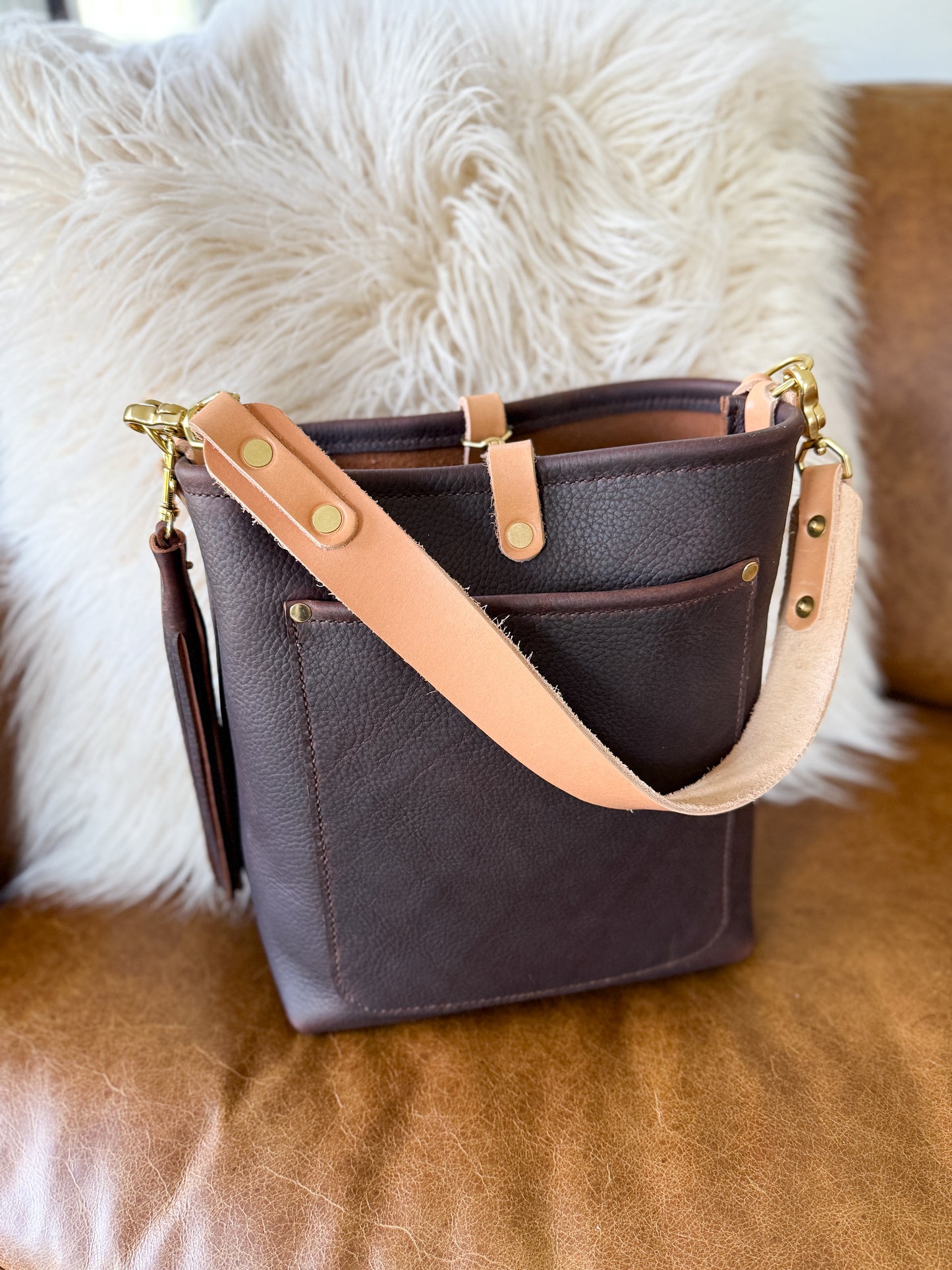 Bennett Bucket in Espresso Kodiak Full Grain Leather