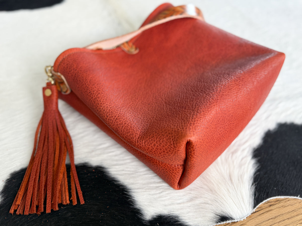 Hobo Bucket in Brick Full Grain Bison w/Candy Strap
