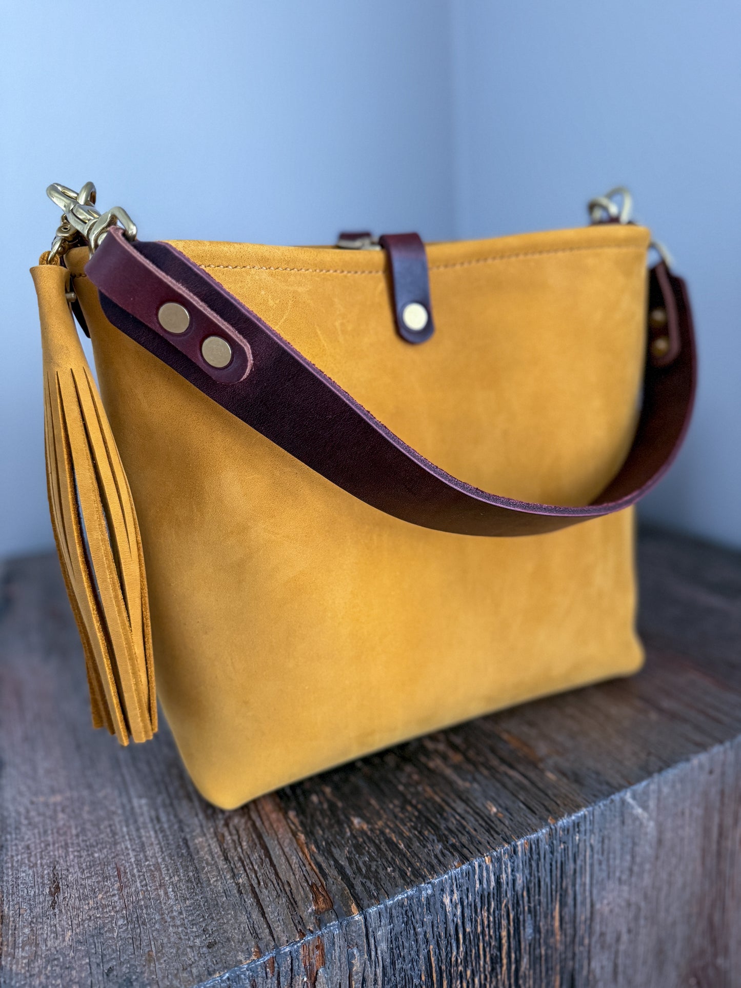 Hobo Bucket in Wheat Modesto Horween Leather