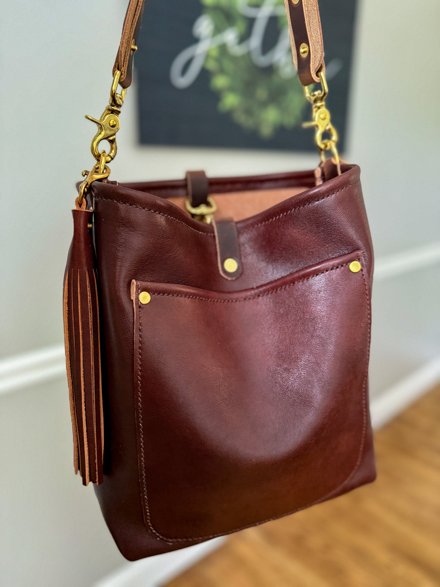 Bennett Bucket in Luxe Horween